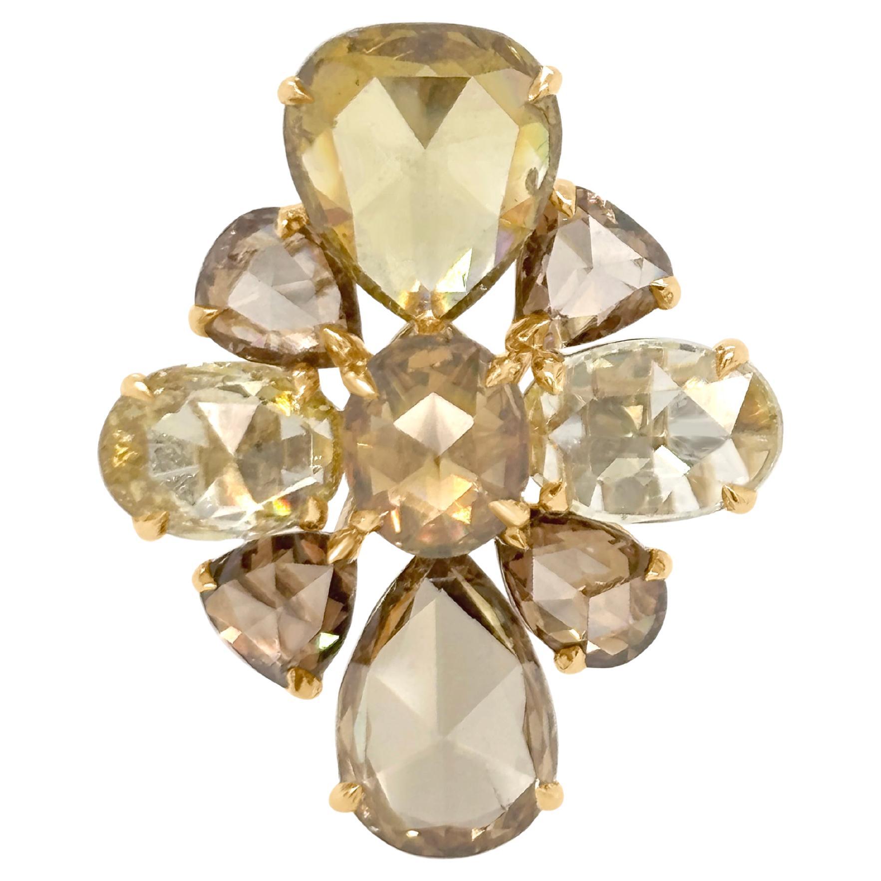 Anello da cocktail certificato con diamanti taglio rosa pera Nature Fancy Color in oro 18 carati