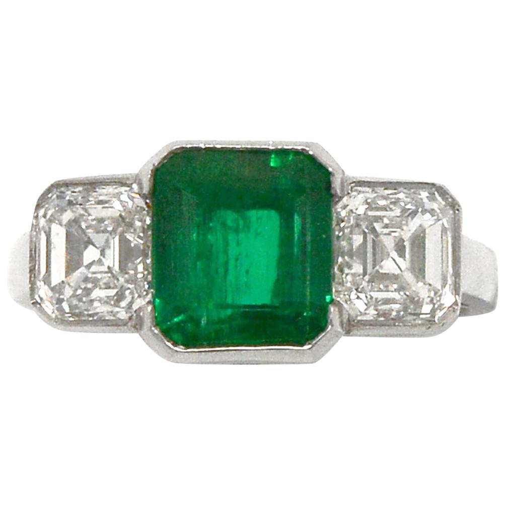 Certified Colombian Emerald 3-Stone Art Deco Ring Square Diamonds 4 Carat
