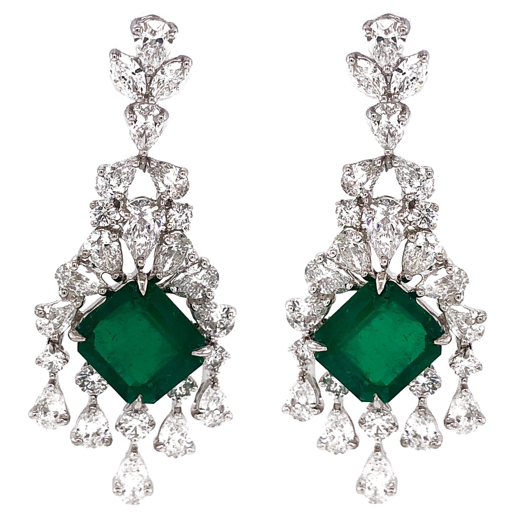 Emerald Glide Earrings main image 0