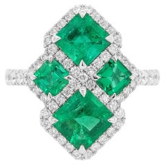 Certified Colombian Emerald White Diamond 18K Gold Cocktail Ring