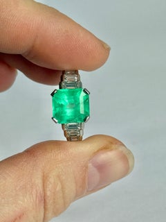 Certified Columbian Emerald and Diamond Platinum Solitaire Ring