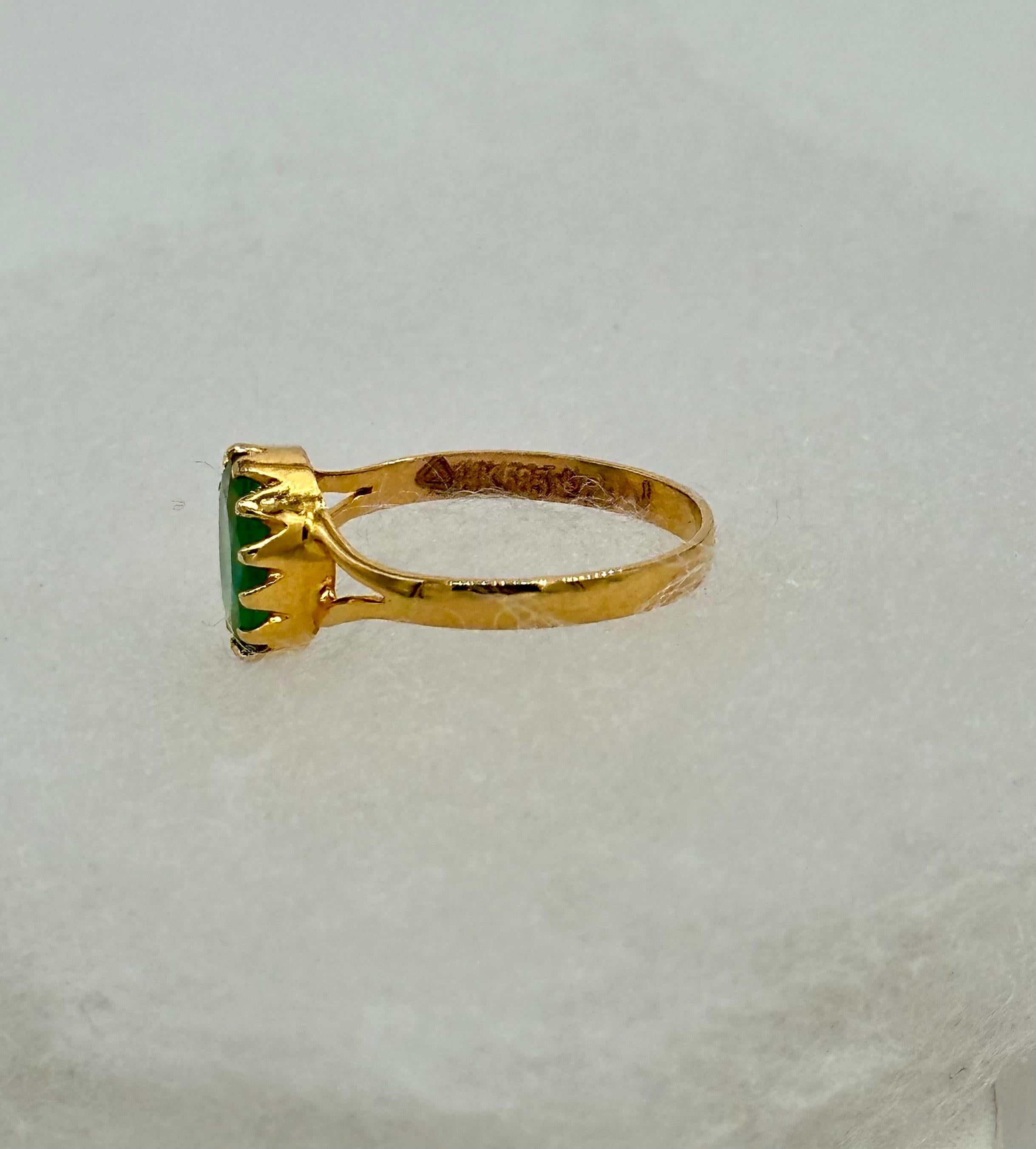 Women's or Men's Certified Columbian Emerald Ring 2.30ctw Emerald 14K Solid Yellow Gold Ring For Sale