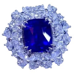 Bague certifiée Ct 17 en saphir de Ceylan bleu royal et diamants sur fleurs