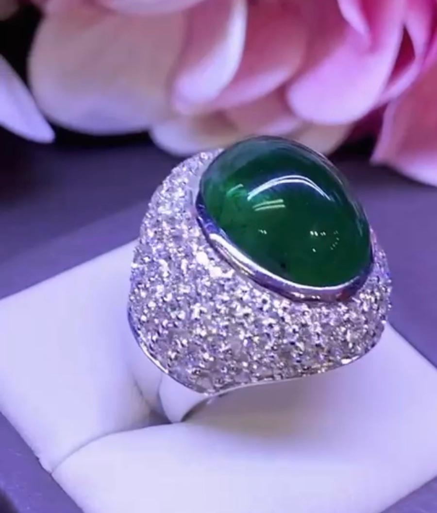 Certified Ct 19, 60 of Zambia Emerald and Diamonds on Ring In New Condition For Sale In Massafra, IT