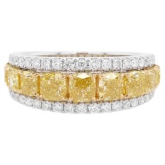Zertifizierter Kissenschliff Natürlicher Gelber Diamant Weißer Diamant 18K Gold Bandring