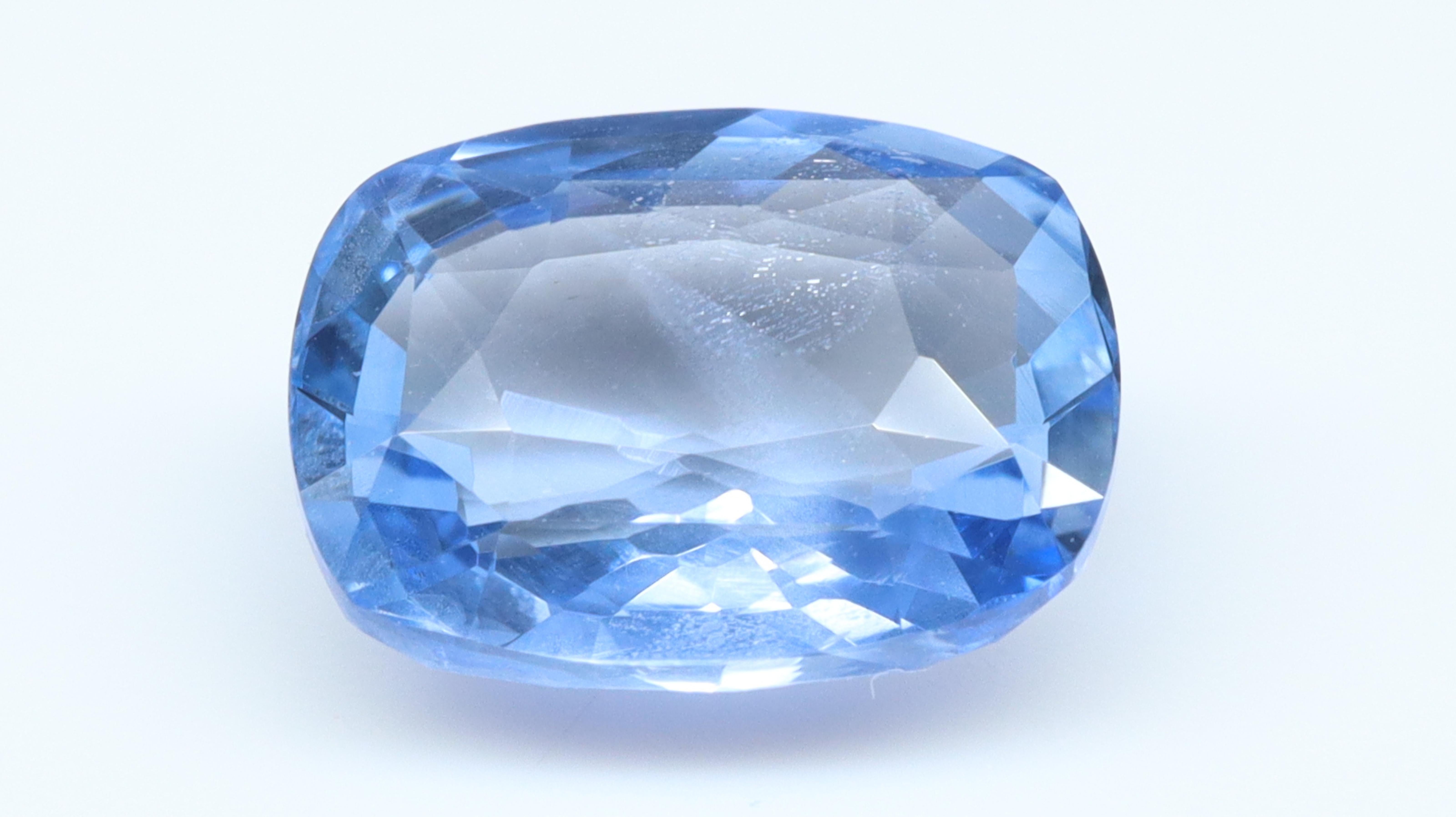 Zertifizierter unerhitzter blauer Saphir im Kissenschliff - 1,69 Karat im Angebot 1