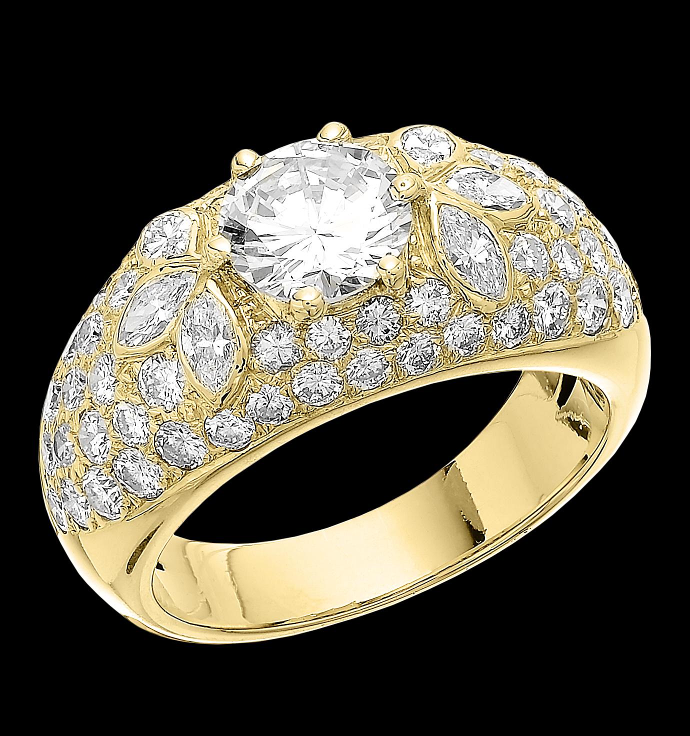Zertifizierter Diamant  Bombay Cluster Dome 3,66ct Ring in dickem 18ct Gelbgold  im Zustand „Hervorragend“ in London, GB