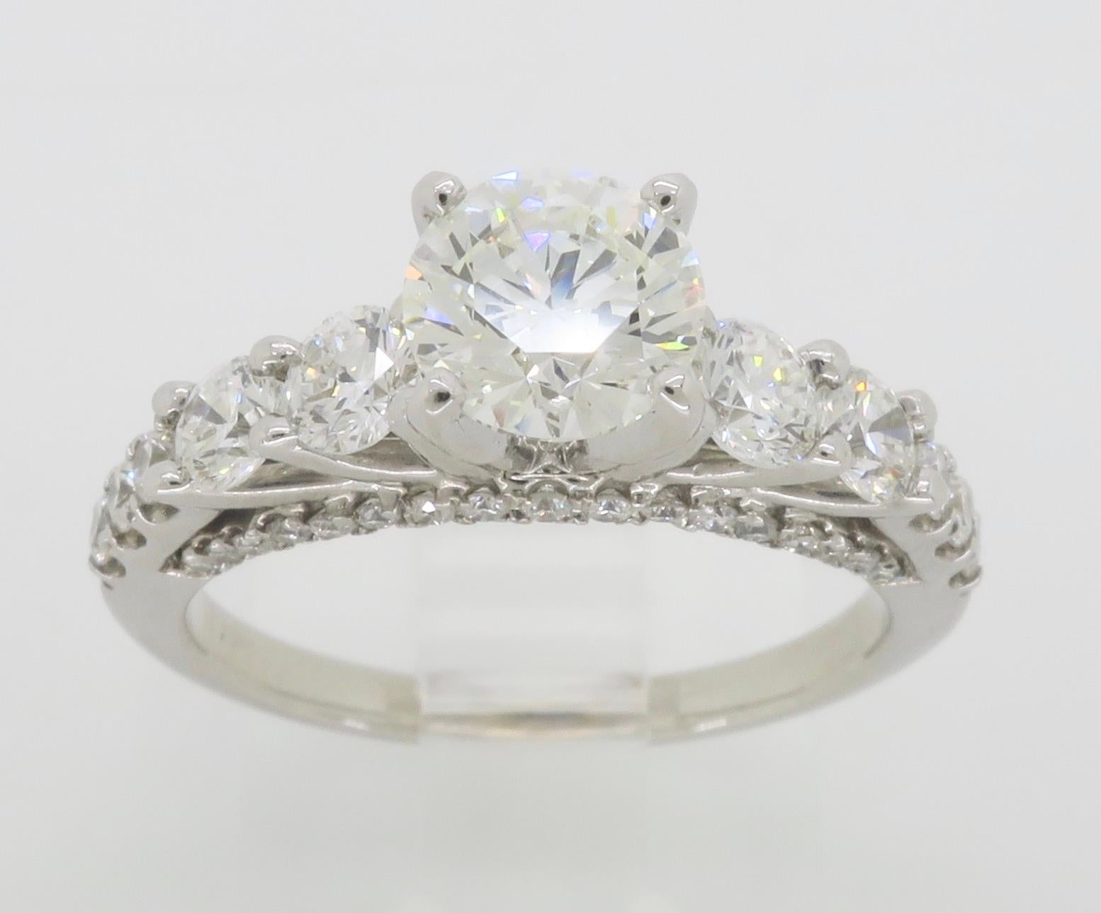 Zertifizierter Verlobungsring mit verkrustetem Diamant im Angebot 11