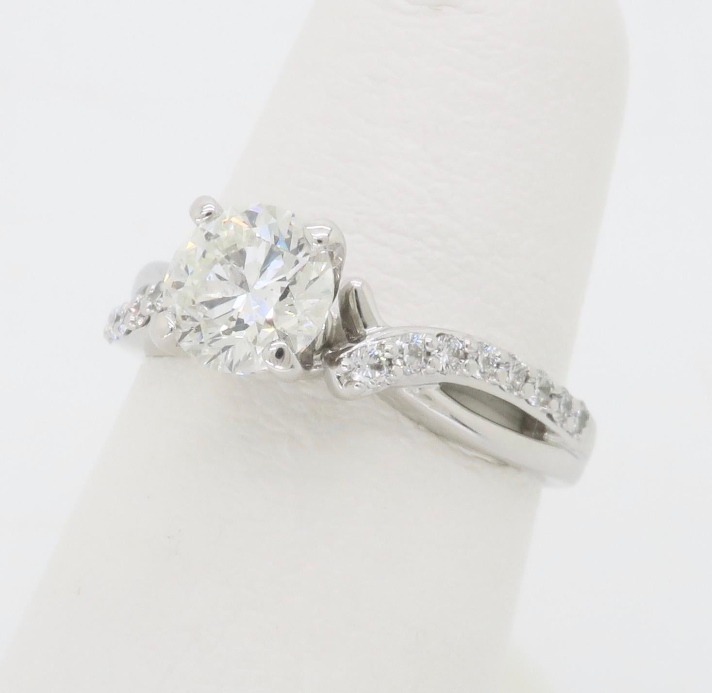 Certified Diamond Engagement Ring 4