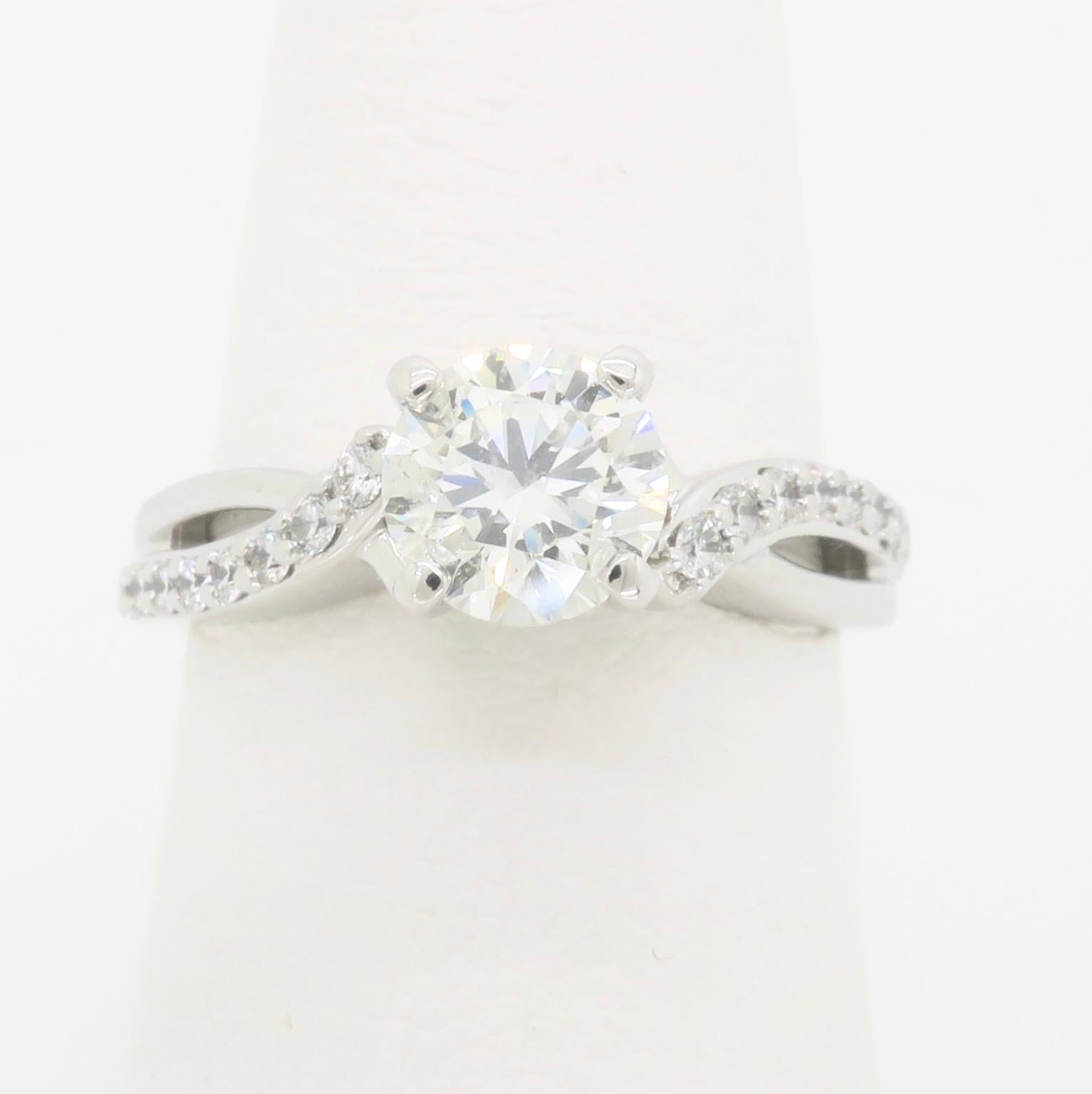 Certified Diamond Engagement Ring 3