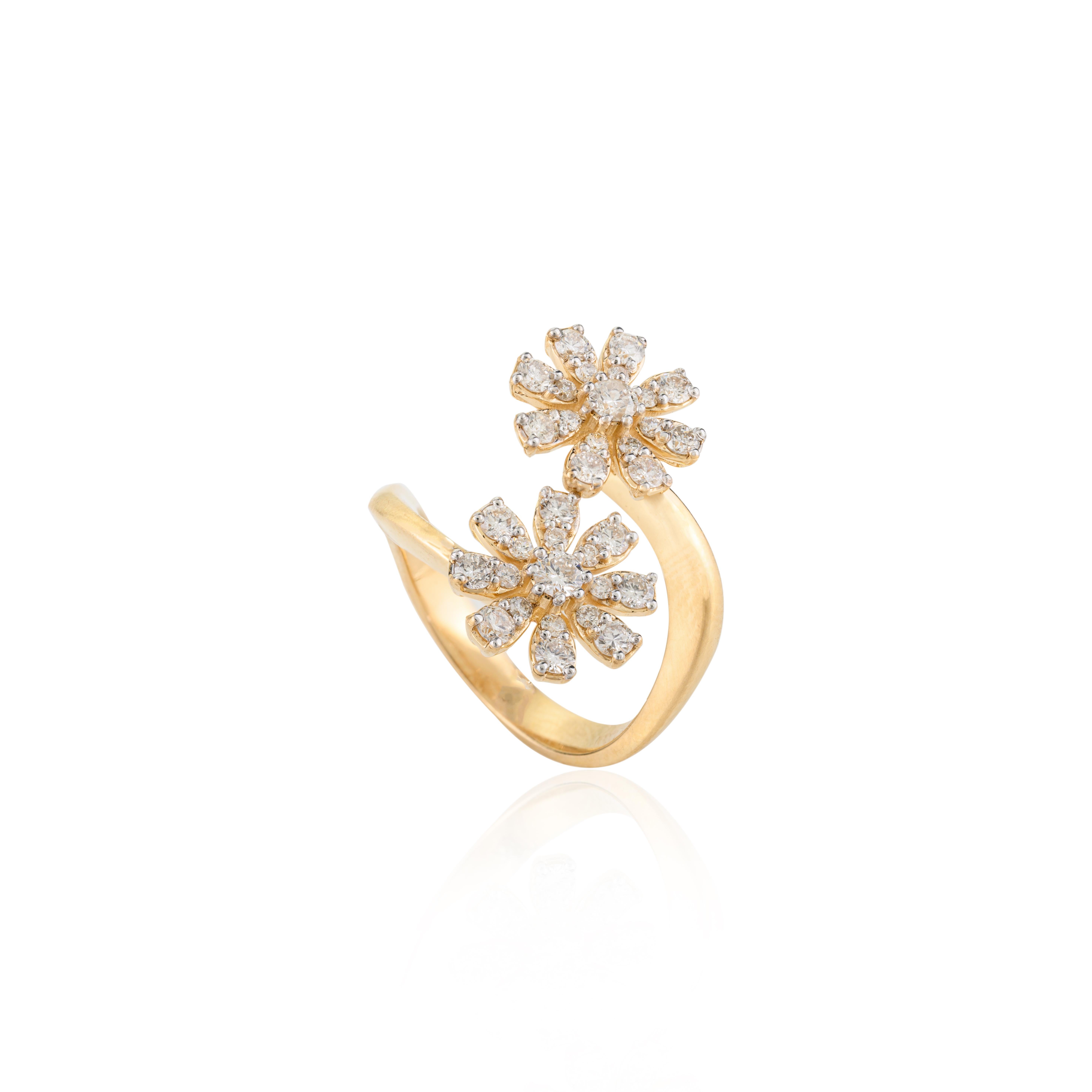 En vente :  Bague bypass fleur en or jaune 18 carats et diamants certifiés pour femmes 8