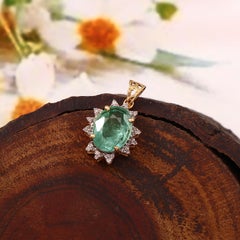 Oval Zambian Emerald Diamond Star Pendant Solid 18K Yellow Gold IGI Certified