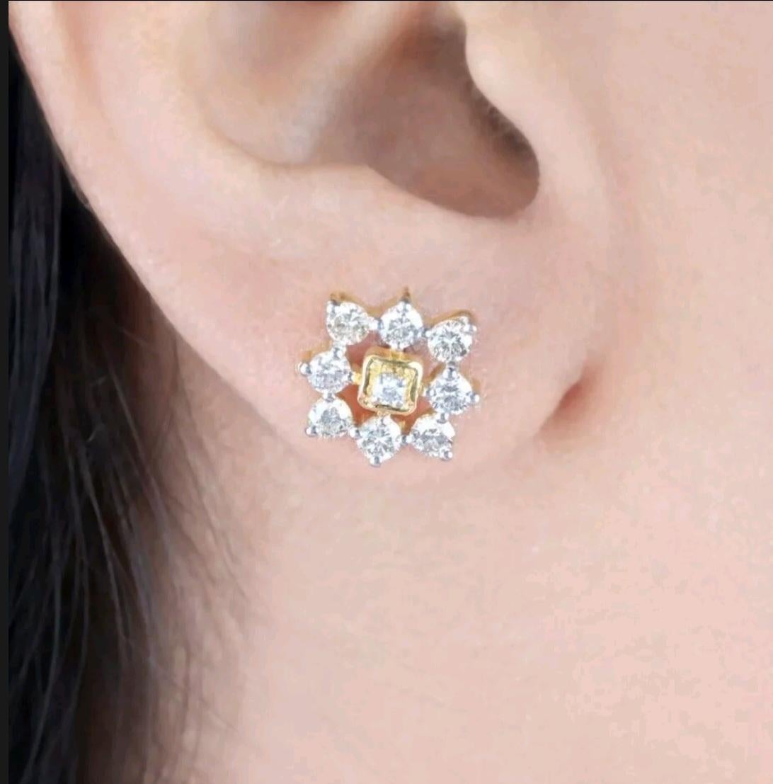 Orecchino con diamante certificato di forma quadrata per donne Orecchini in oro massiccio 14K in vendita 1