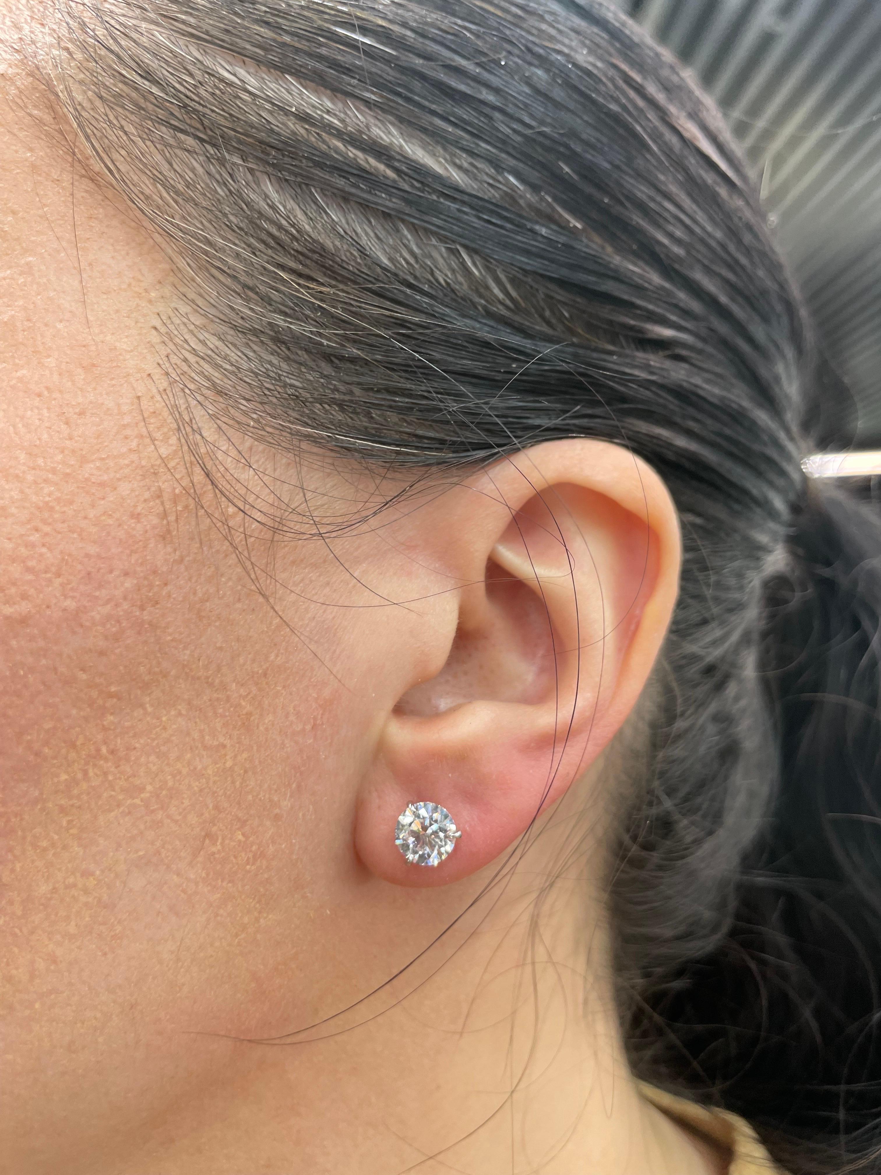 Certified Diamond Stud Earrings 3.01 Carats E-F SI2-I1 18 Karat White Gold 5