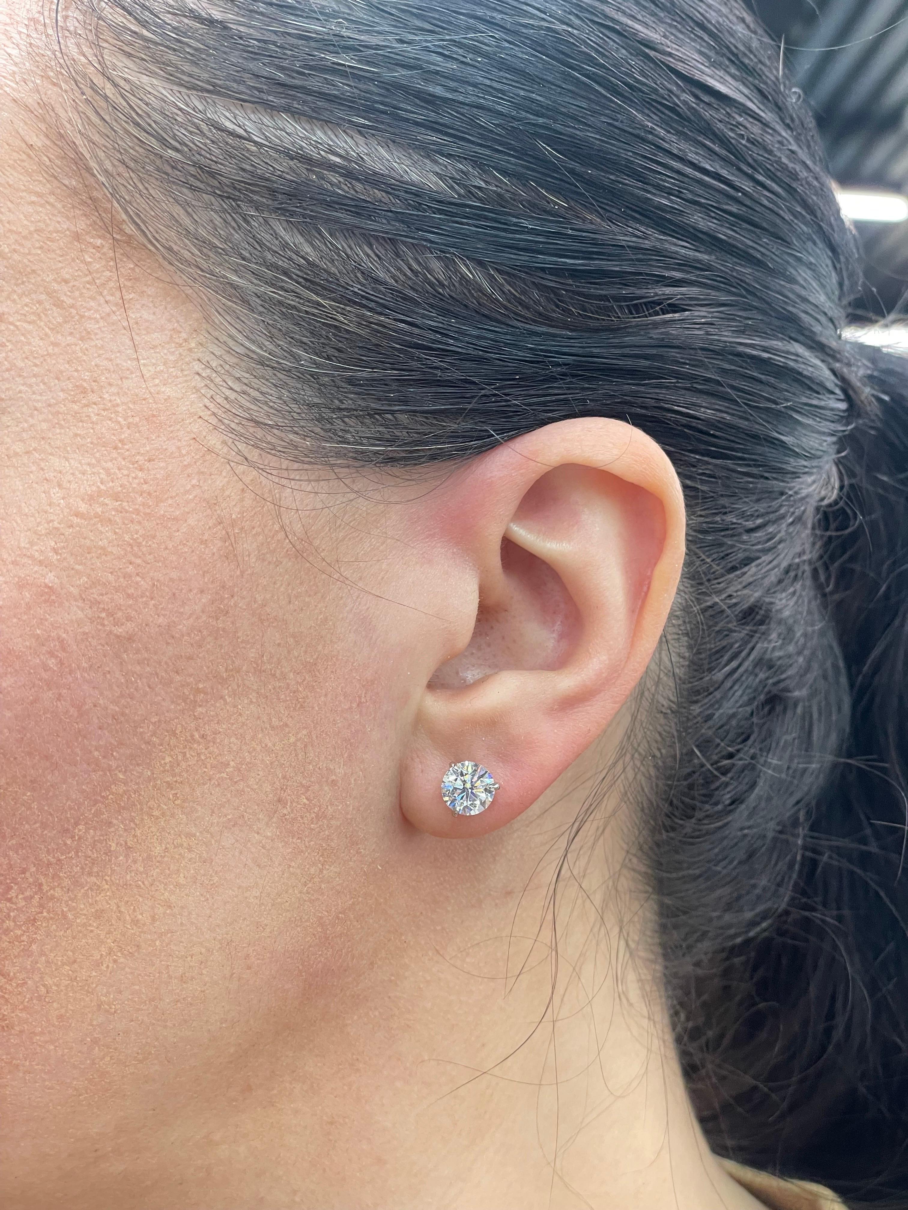 Women's or Men's Certified Diamond Stud Earrings 3.01 Carats E-F SI2-I1 18 Karat White Gold
