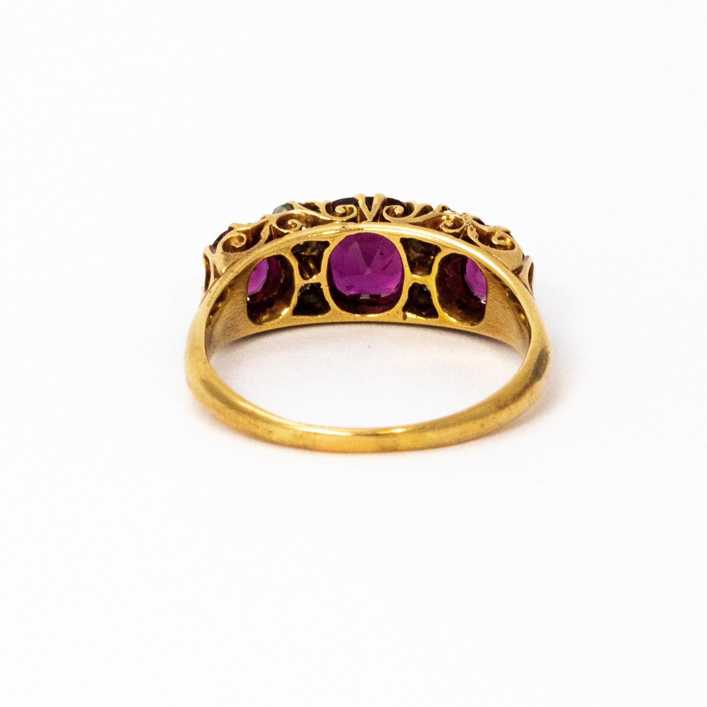 Edwardian Ruby 18 Carat Gold Ring In Good Condition For Sale In Chipping Campden, GB