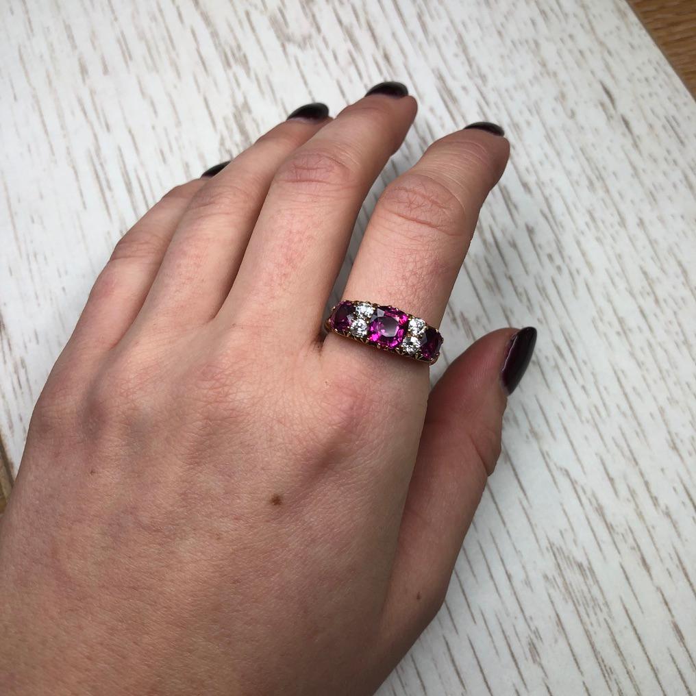 Edwardian Ruby 18 Carat Gold Ring For Sale 3