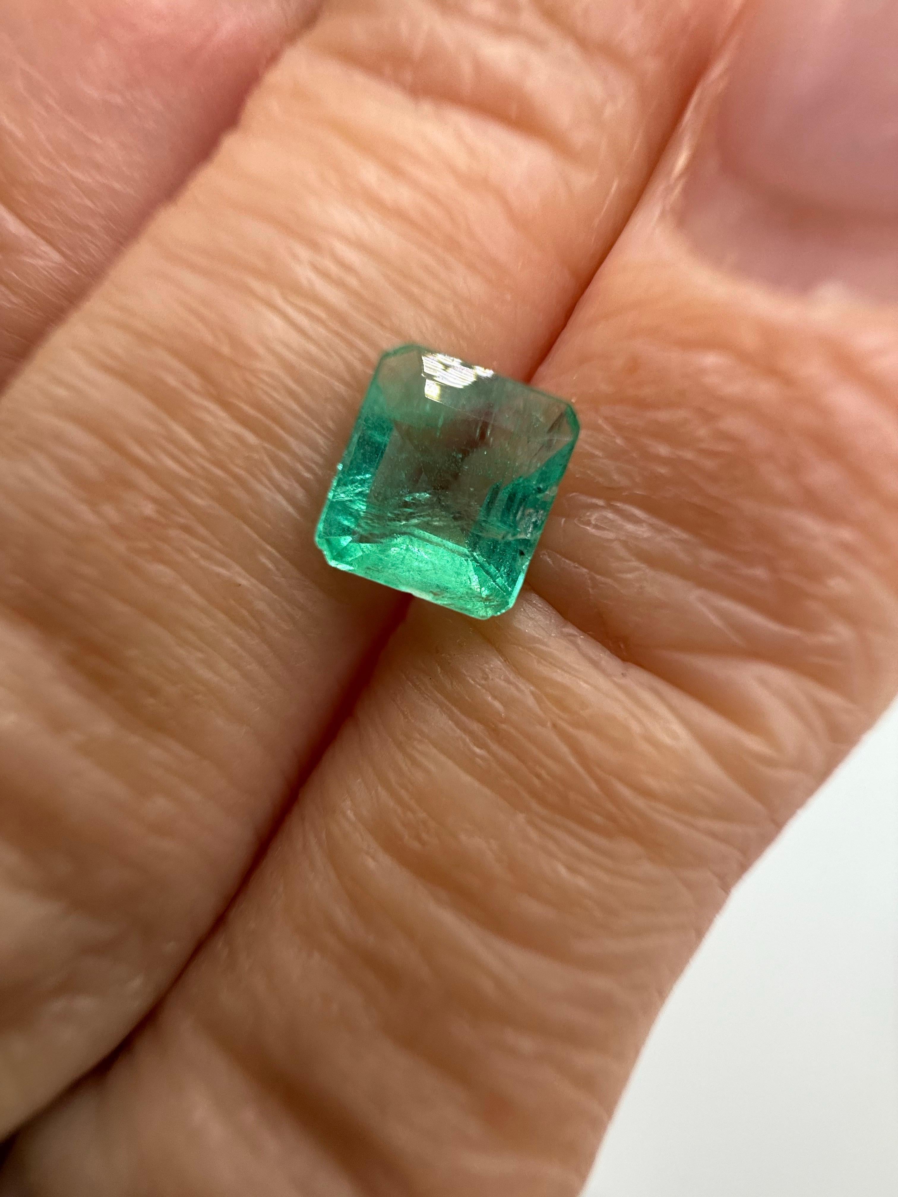 Zertifizierter Smaragd 1,08 Karat Smaragd im Smaragdschliff natürlicher Smaragd im Angebot 2