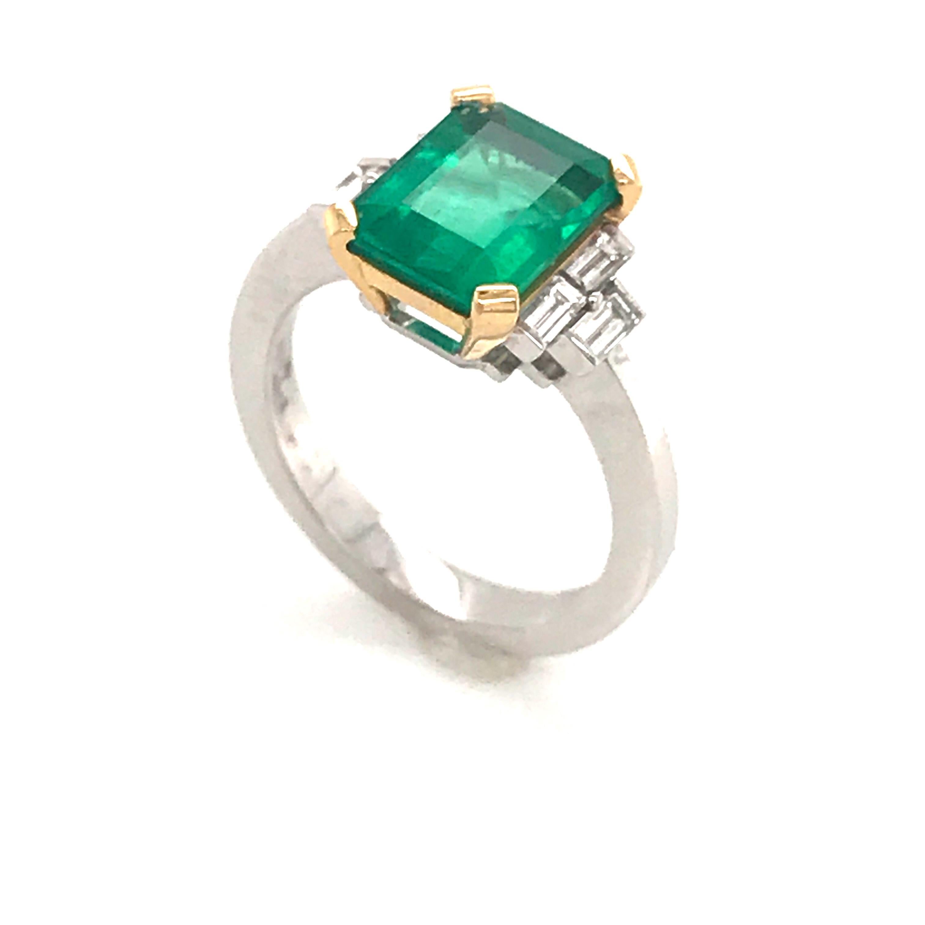 Certified Emerald 2.68 Karat White Diamonds on with Gold Engagement Ring 6