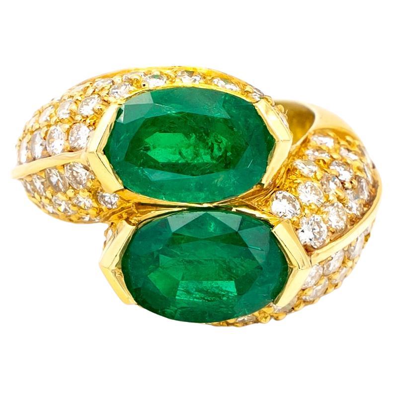 Certified Emerald 2.7ct & 2.7ct and Diamond Twist Ring in 18K Yellow Gold