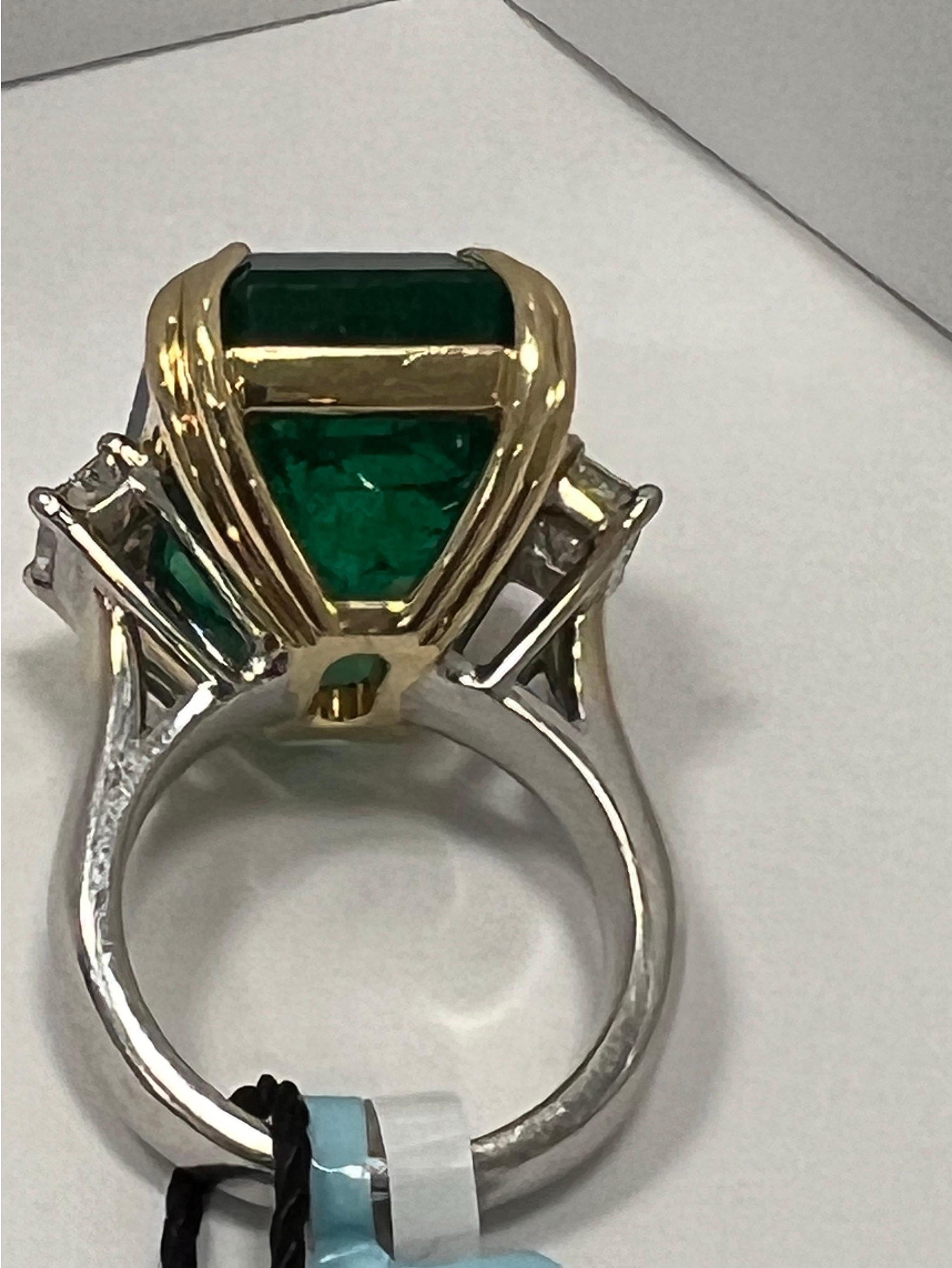30 carat emerald