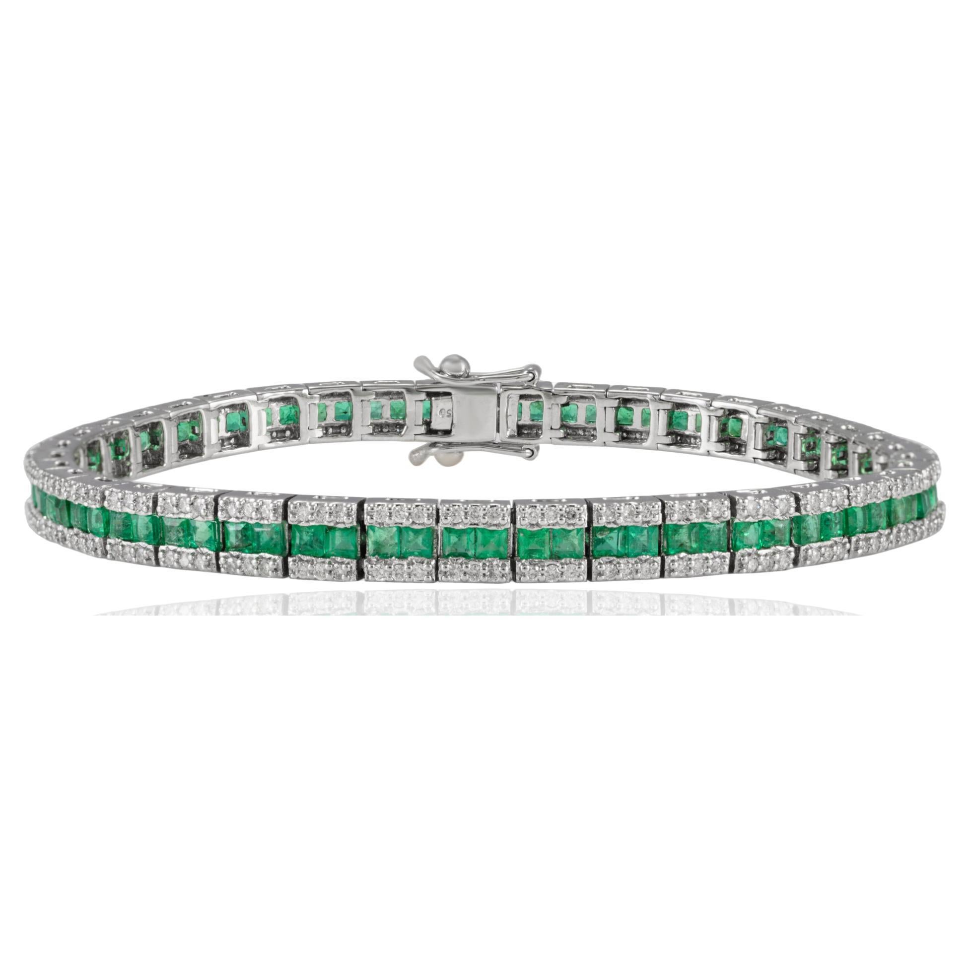 French Cut Certified Emerald Diamond Tennis Bracelet in 18k Solid White Gold For Sale
