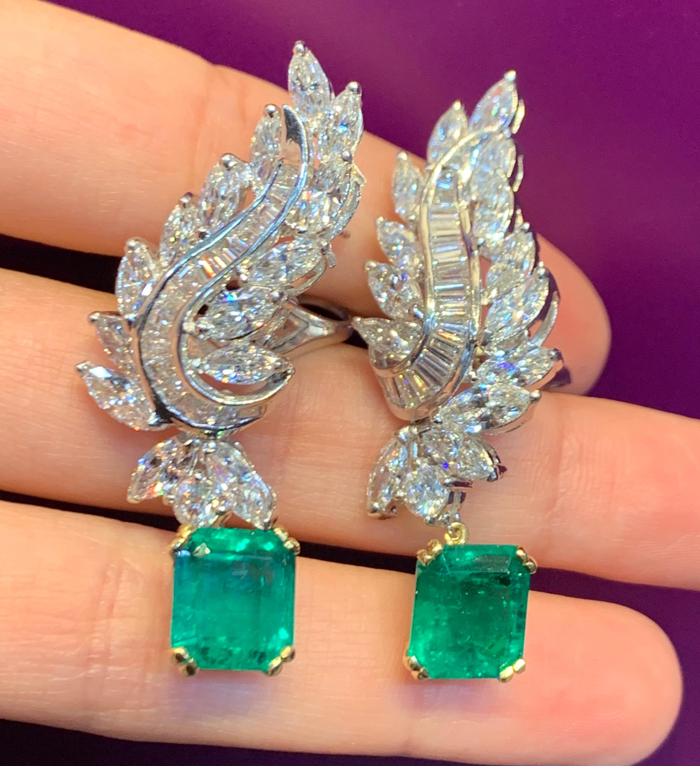 Certified Emerald and Diamond Day and Night Earrings For Sale 1