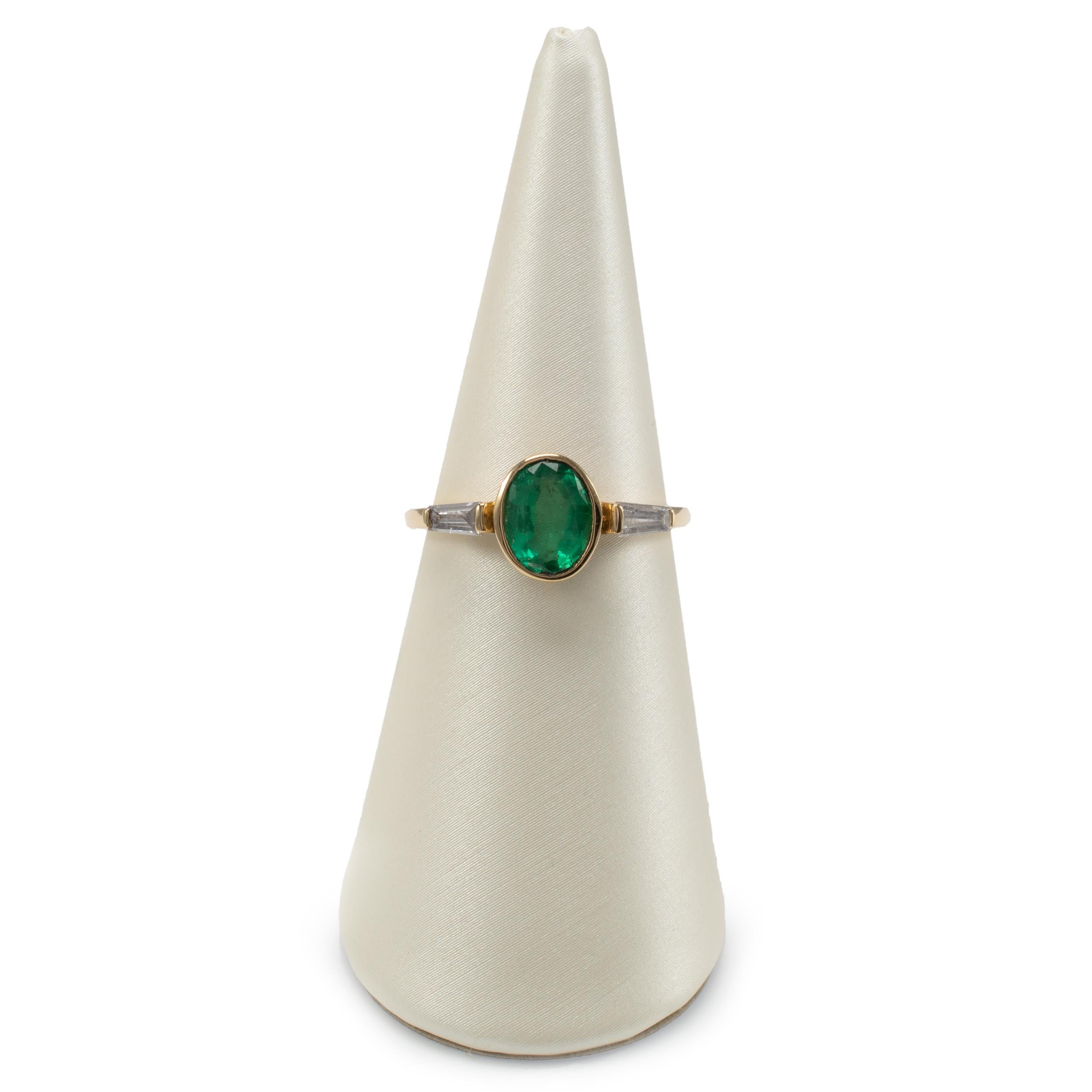 Art Deco Certified Emerald and Diamond Engagement Ring 18 Karat Gold