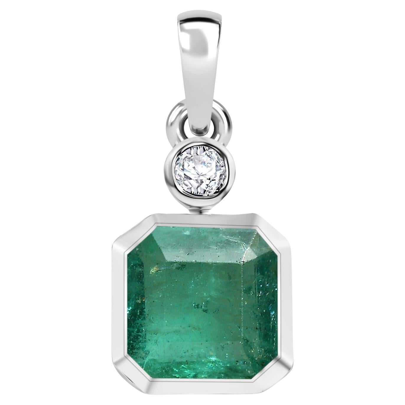 Certified Emerald Diamond Everyday Pendant for Her in 14k Solid White Gold For Sale
