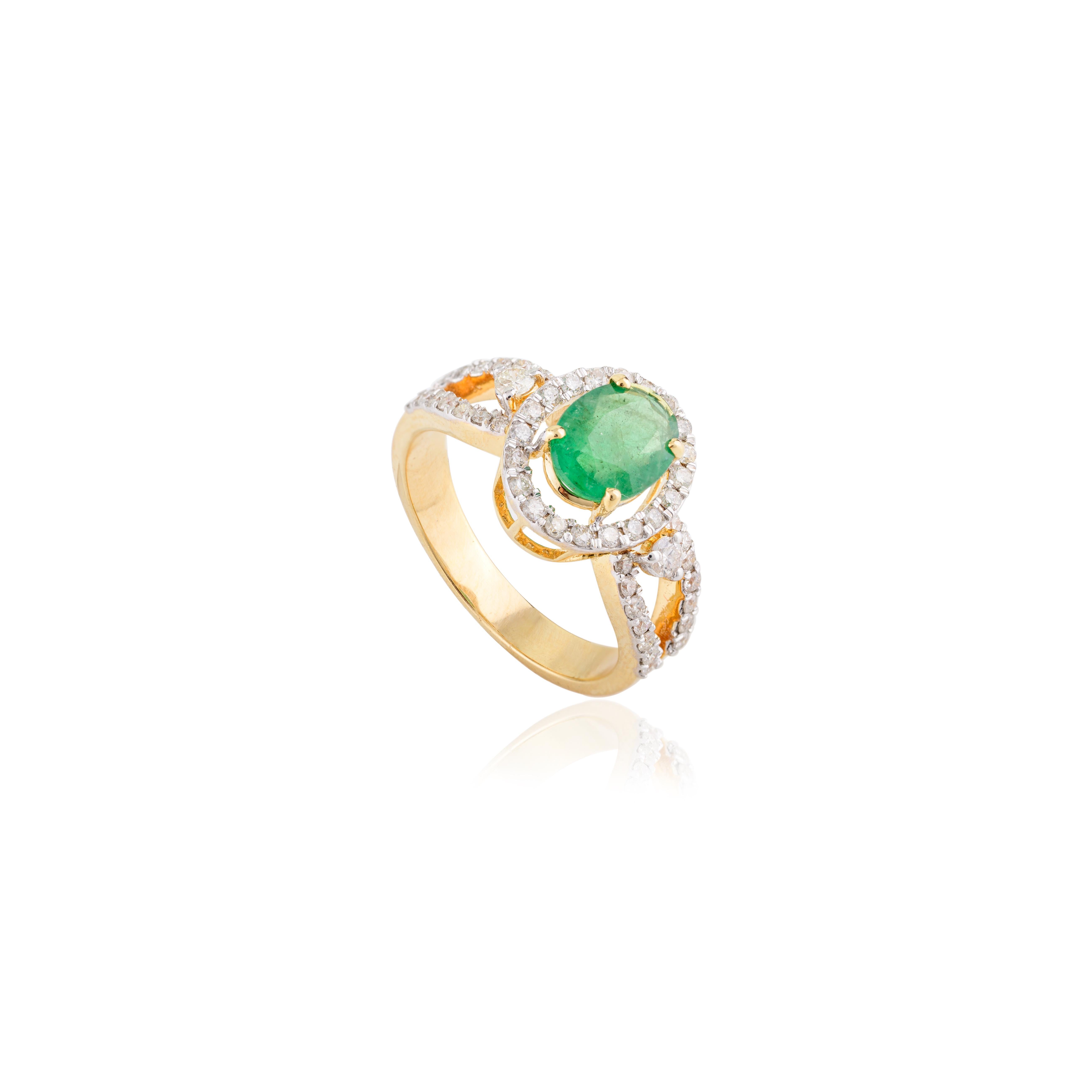 For Sale:  AAA Quality Emerald Women Wedding Ring with Diamonds in 18k Solid Yellow Gold 6