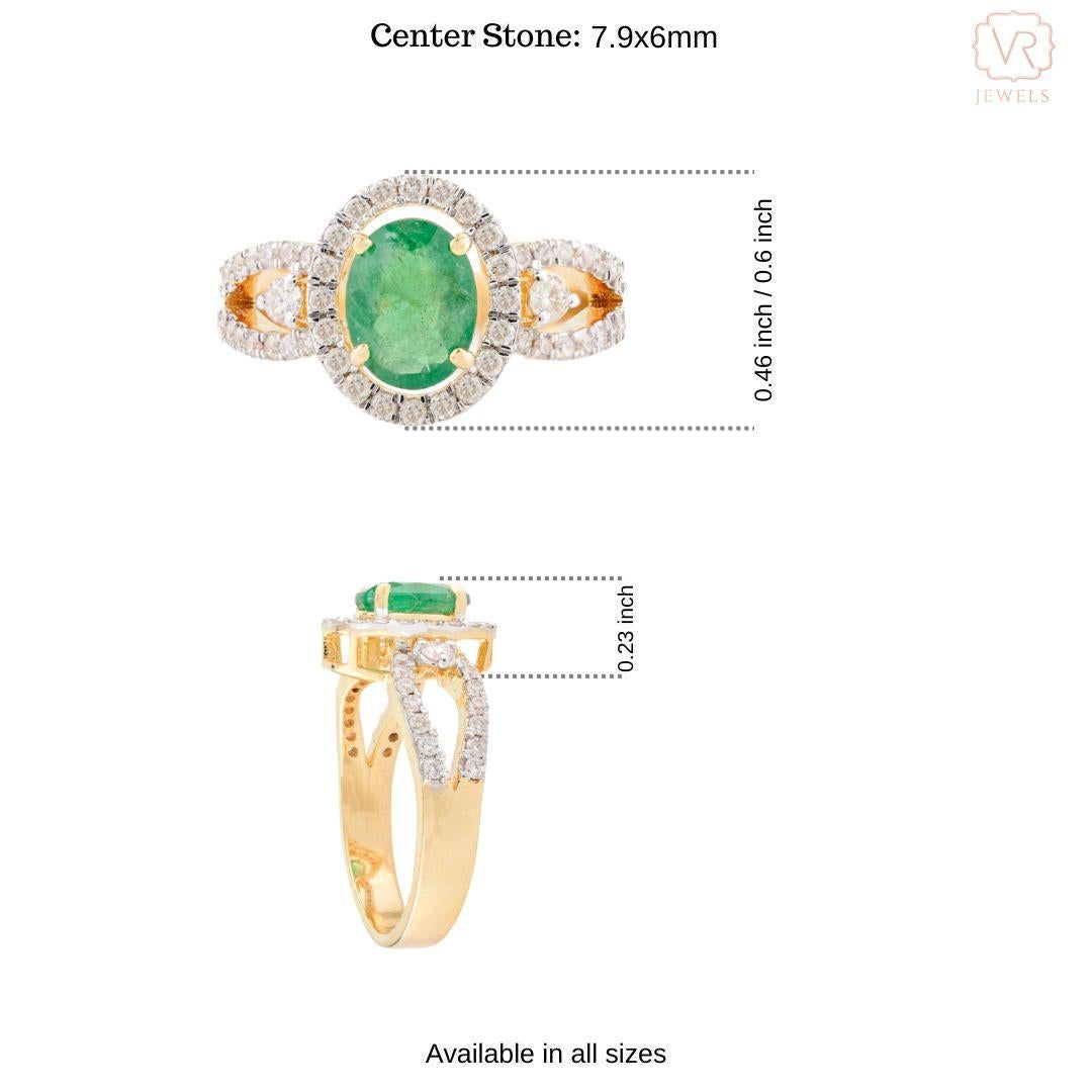 For Sale:  AAA Quality Emerald Women Wedding Ring with Diamonds in 18k Solid Yellow Gold 8