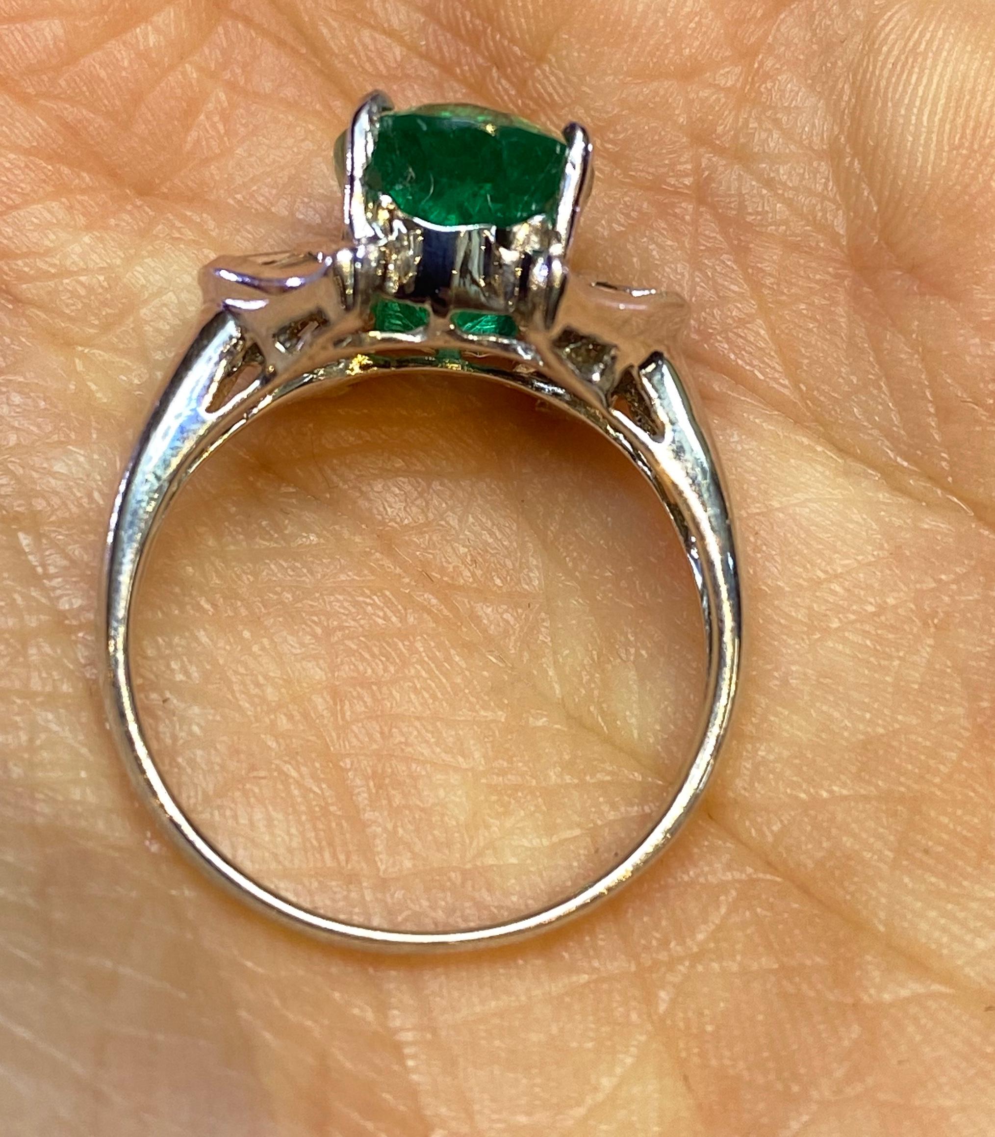Certified Emerald & Diamond Ring  For Sale 2