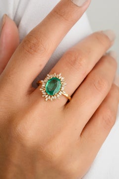 Certified Emerald Halo Baguette Diamond Wedding Ring in 18k Solid Yellow Gold
