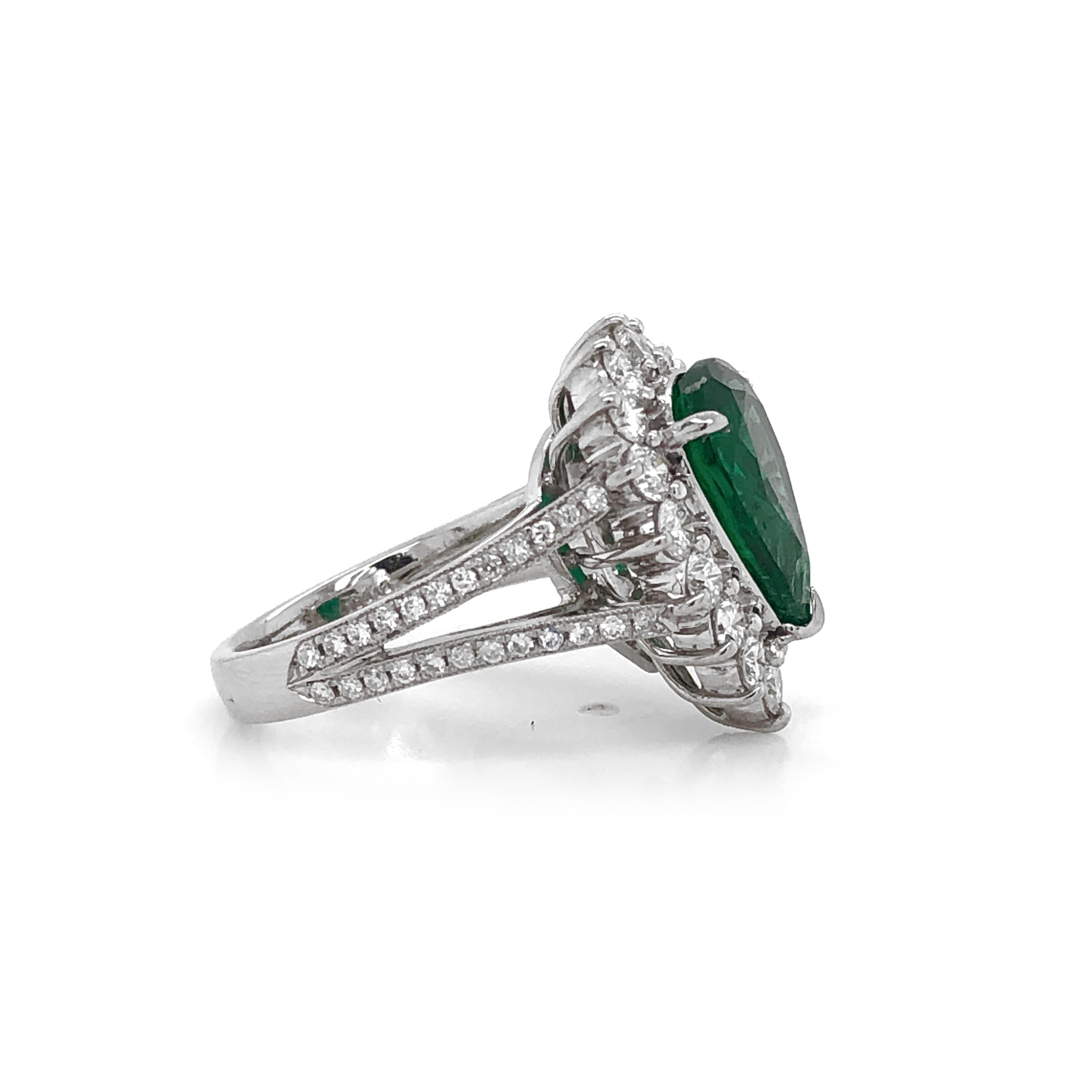 Contemporary Certified Emerald Pear Cut 3.66 Carat Diamond 1.36 Carat Total Platinum Ring For Sale