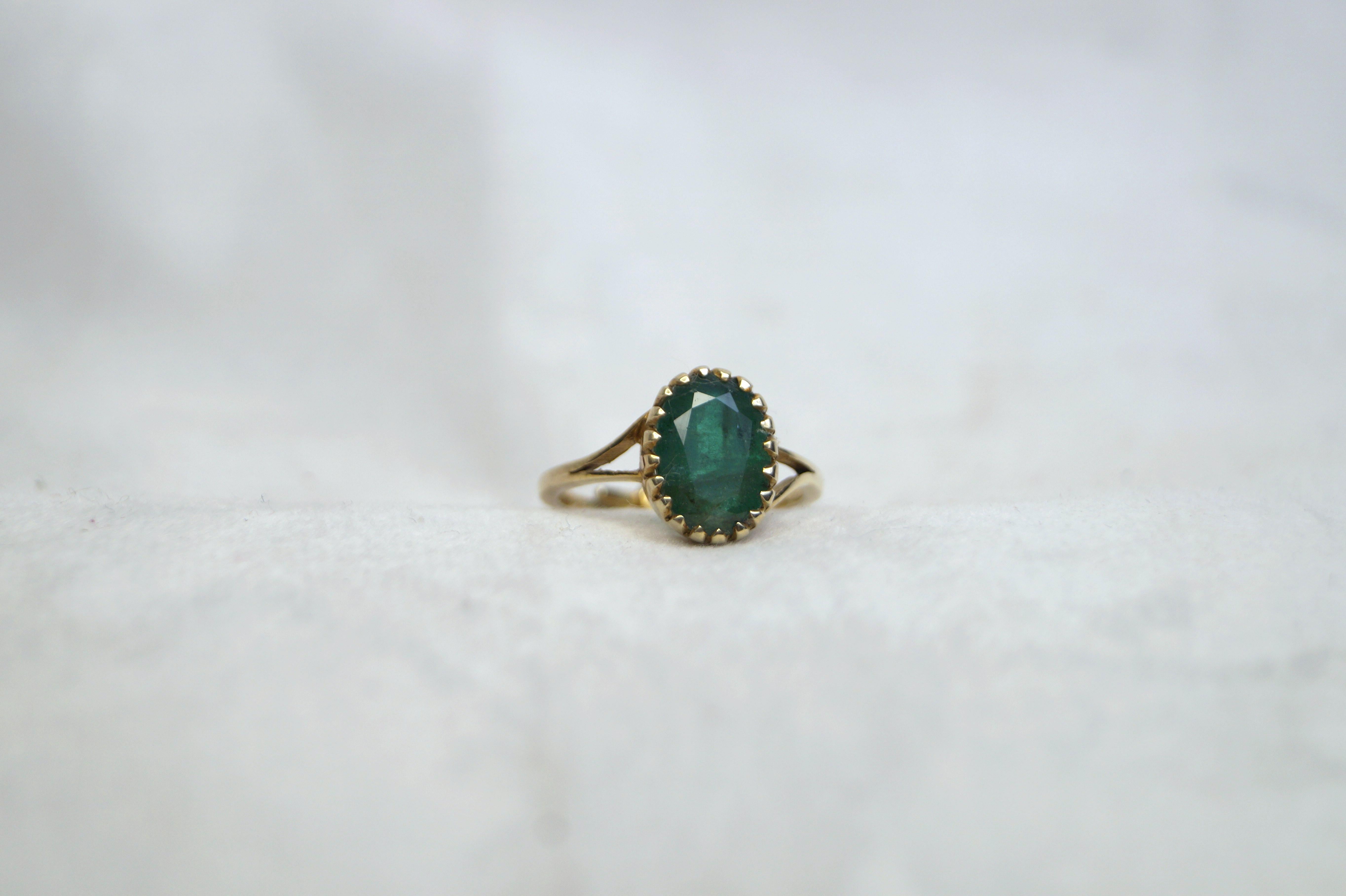 Women's or Men's Certified Emerald Ring 2.45ctw Emerald 14K Solid Yellow Gold Ring For Sale