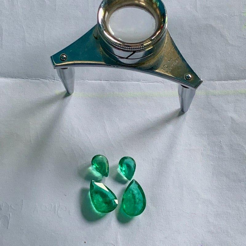Certified Emerald Teardrop Earrings In New Condition For Sale In Los Angeles, CA