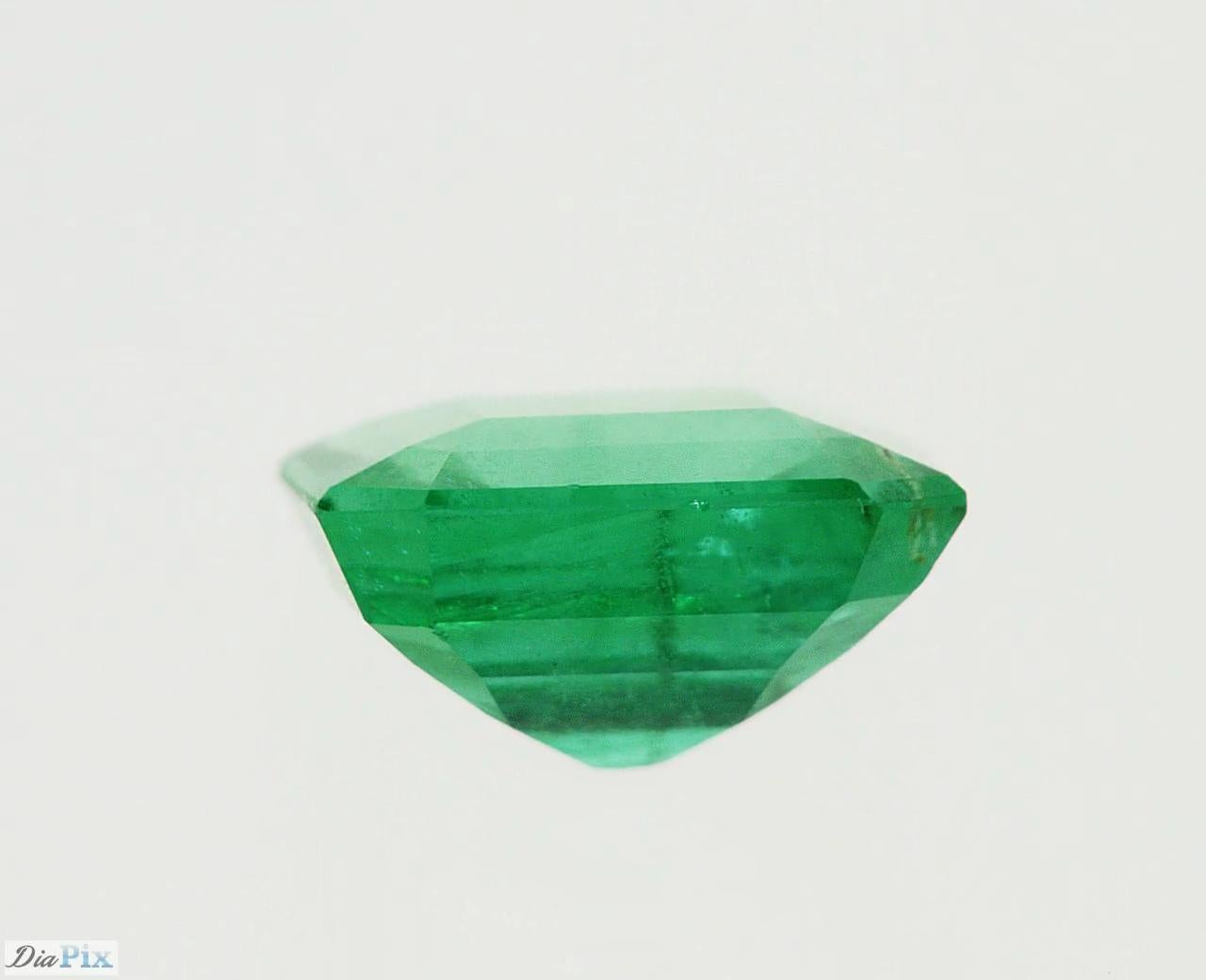 Certifié Intense / Vivid Green Emerald  en vente 1