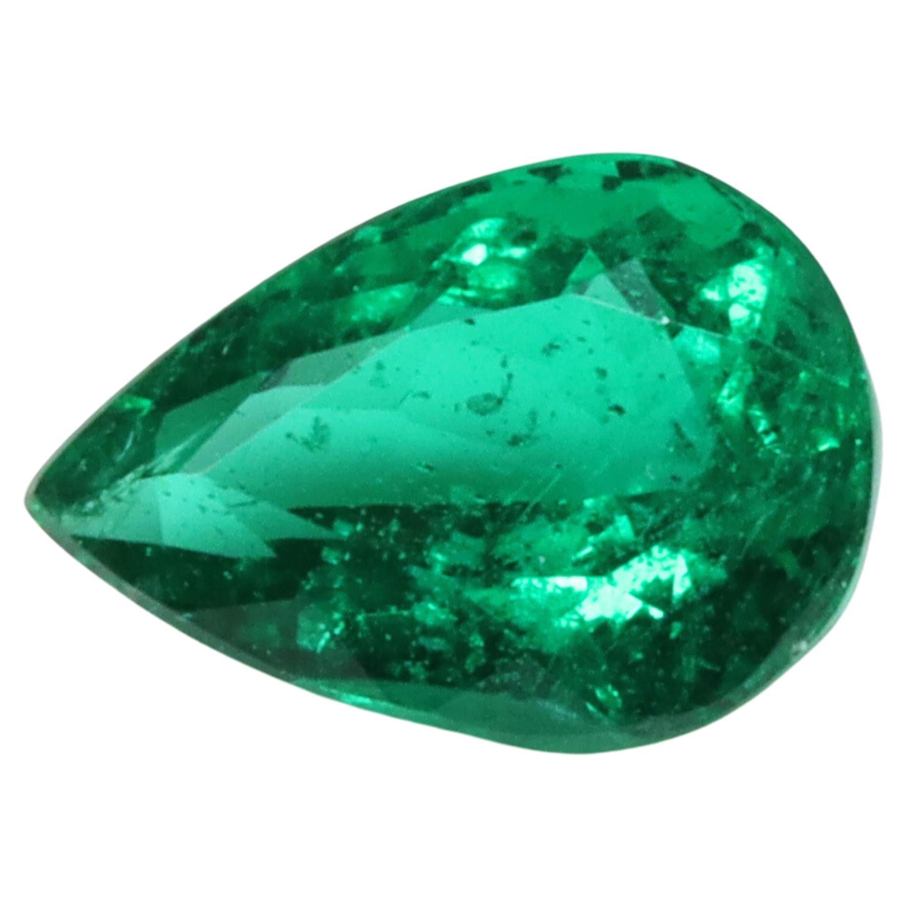 An exceptional certified Emerald with excellent color, crystal, saturation, and minor oil and inclusions. Top quality and hard to come by emerald. 

Details and description:
Dimensions: 8.13 x 7.01 x 3.92 mm
Weight: 1.47ct
Color: Vivid / Deep Green