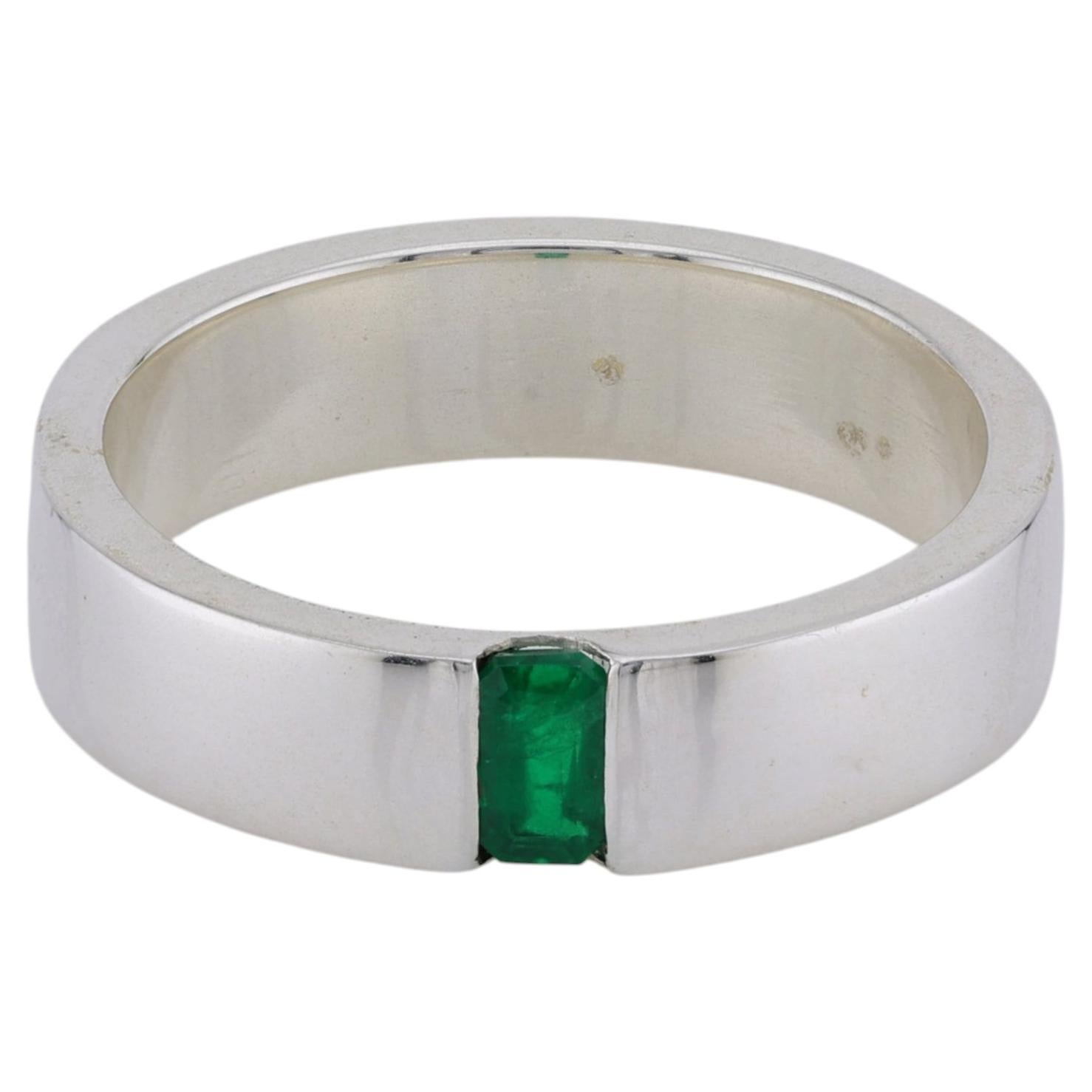 Certified Faceted emerald silver ring, 10 size