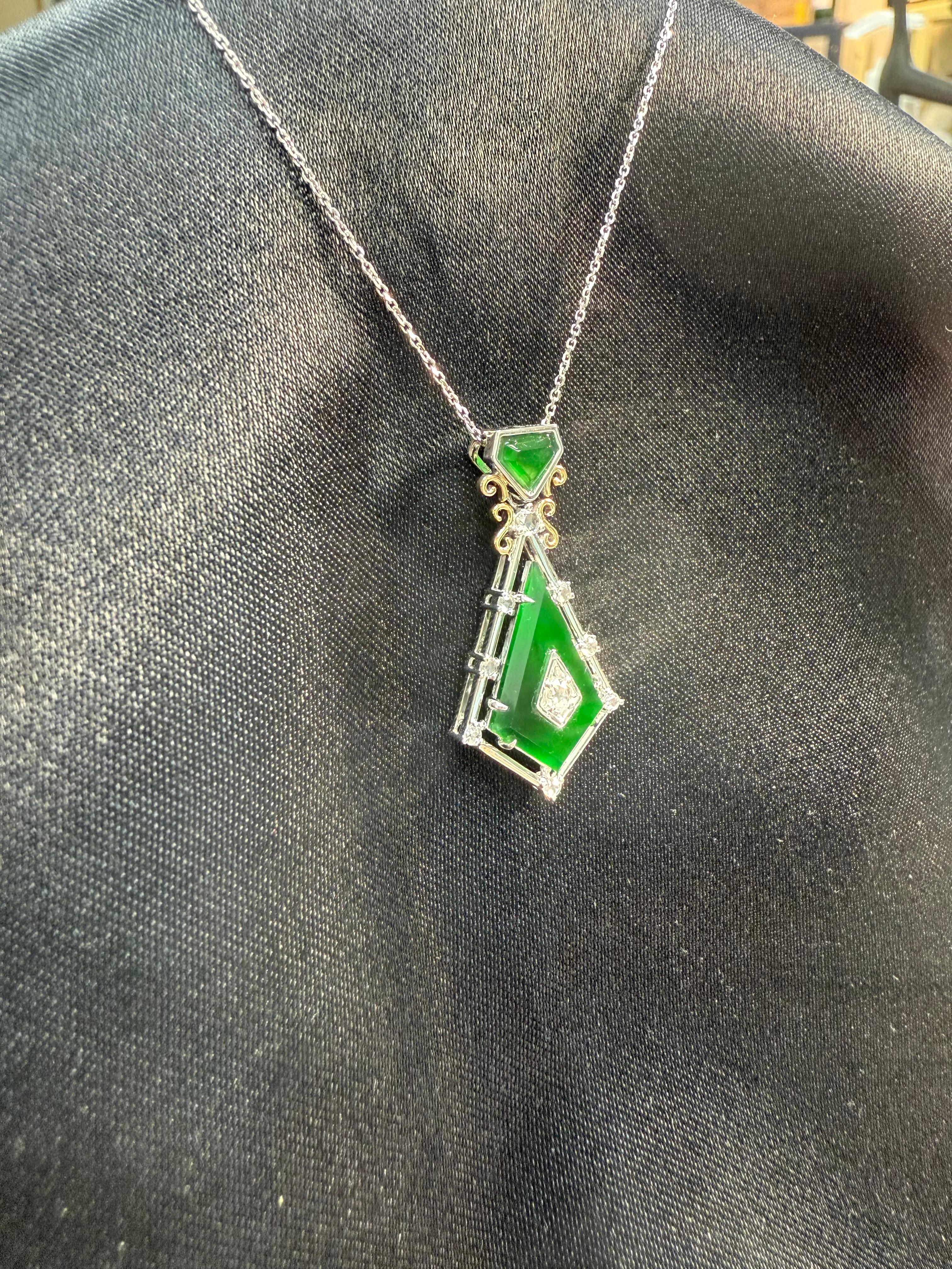 Zertifizierter facettierter kaiserlicher Jade- und Diamant-Anhänger. Entworfen von Isabelle Kwon. Damen im Angebot