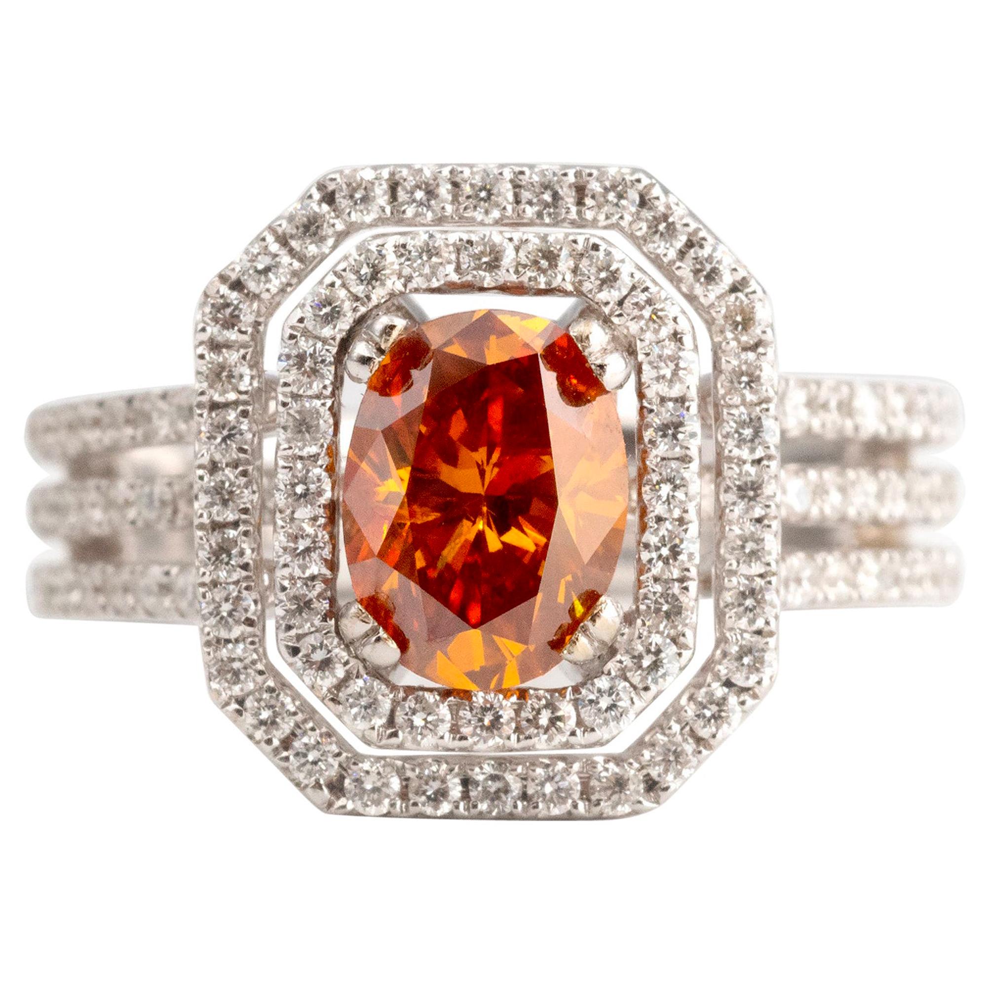 1,34 carati di diamante naturale Fancy Yellowish Orange in oro bianco 18 carati