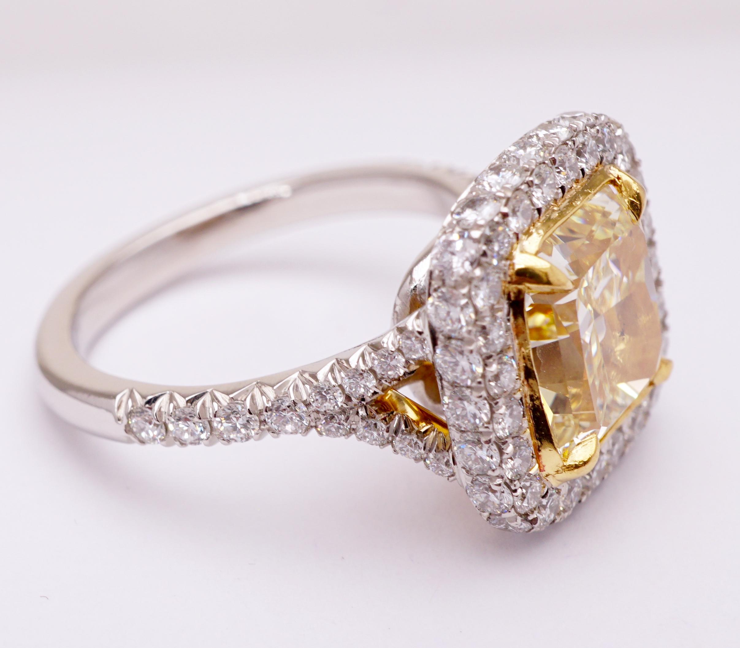 Radiant Cut Certified Fancy Yellow Radiant 2.84 Carat Diamond Cocktail Ring Set in Platinum For Sale