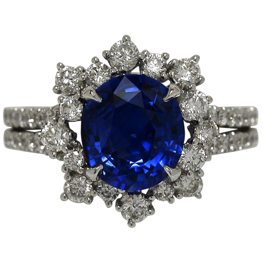Certified Fine Blue Sapphire 3.77 Carat Diamond Engagement Ring