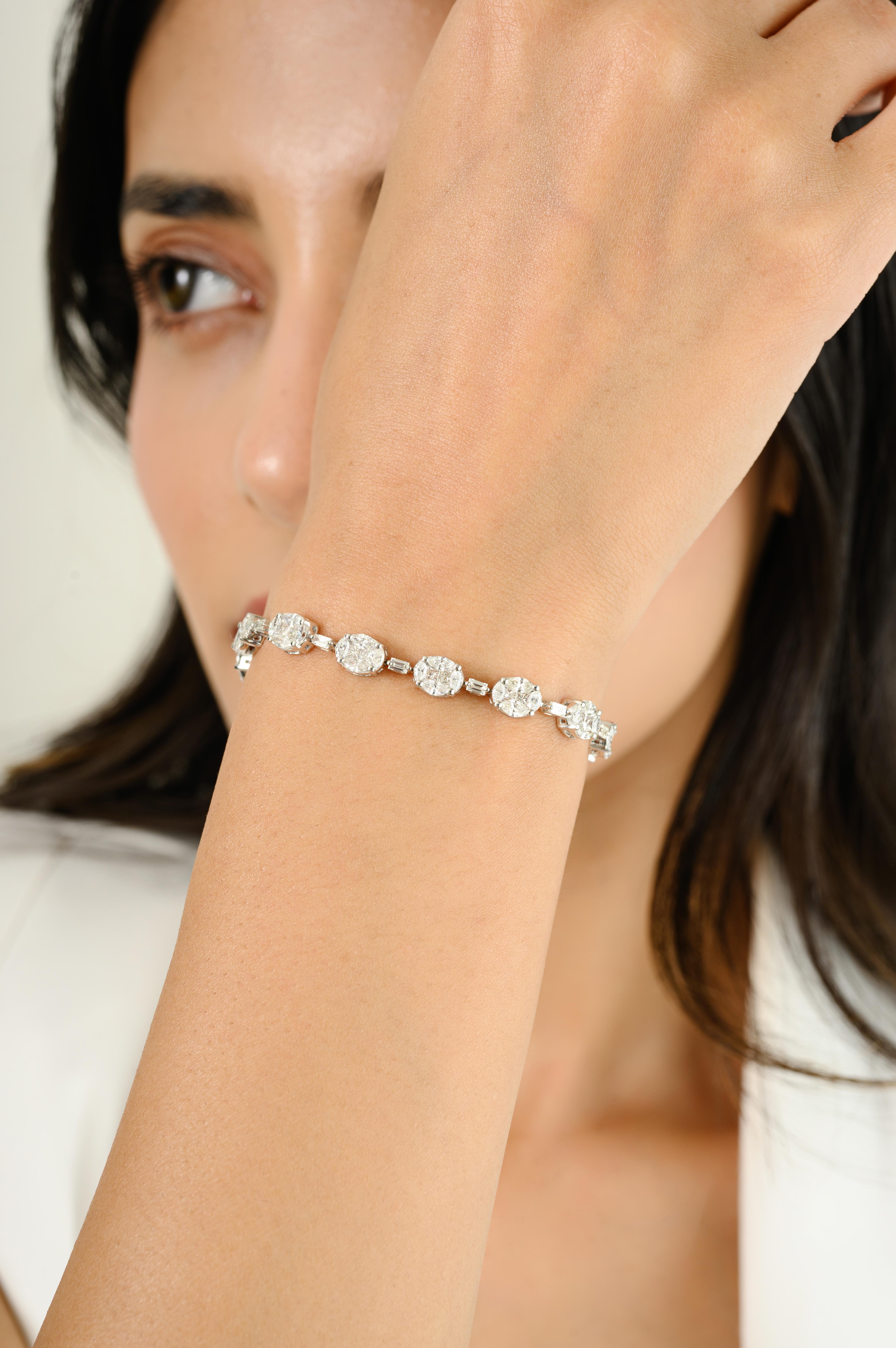 Zertifiziertes makelloses Diamant-Verlobungsarmband für Mutter aus 18 Karat Weißgold mit Diamanten im Angebot 2