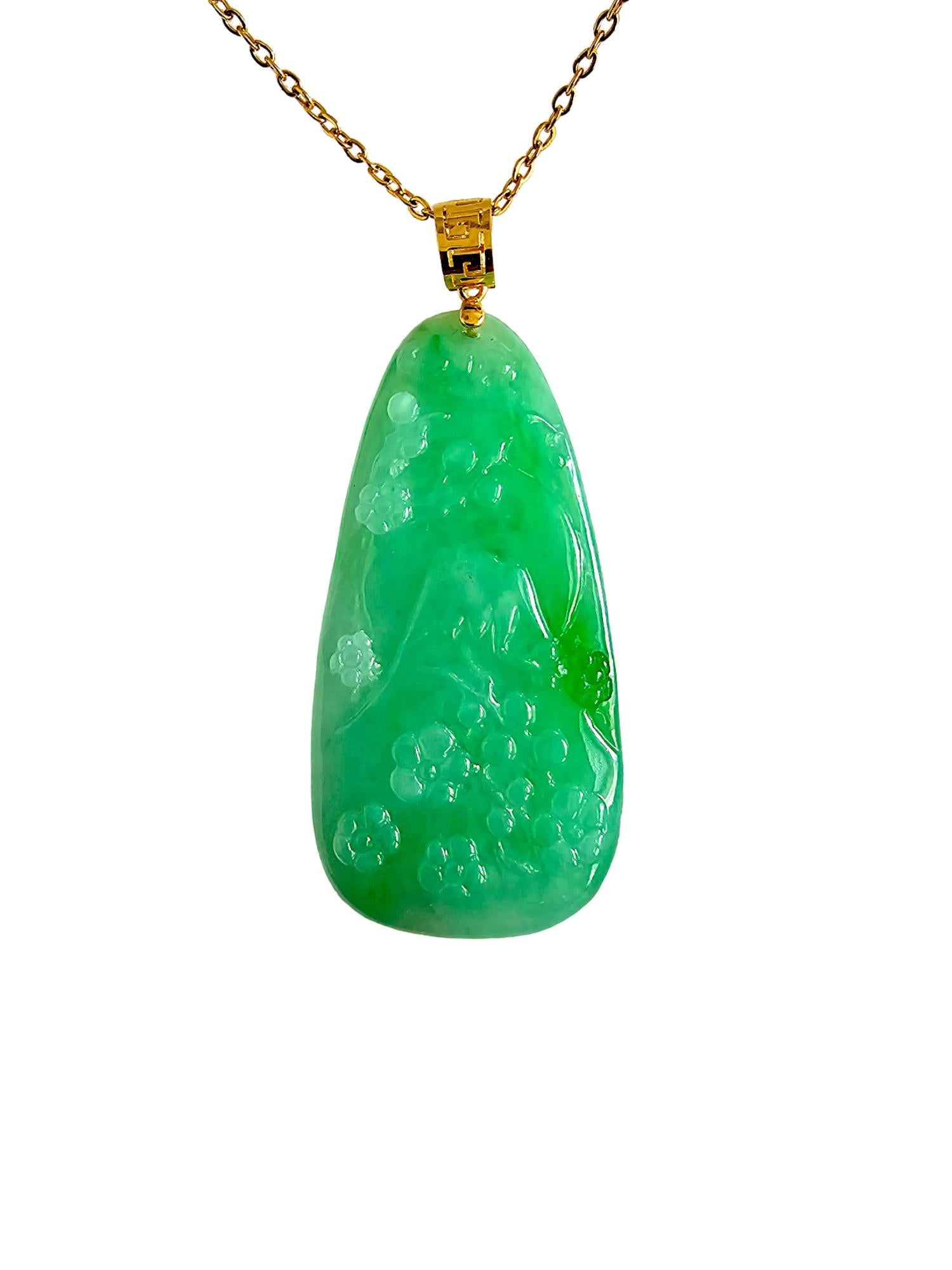 Certified Fuji Japan Carving Burmese A-Jade Jadeite Pendant w 18K Yellow Gold For Sale 5