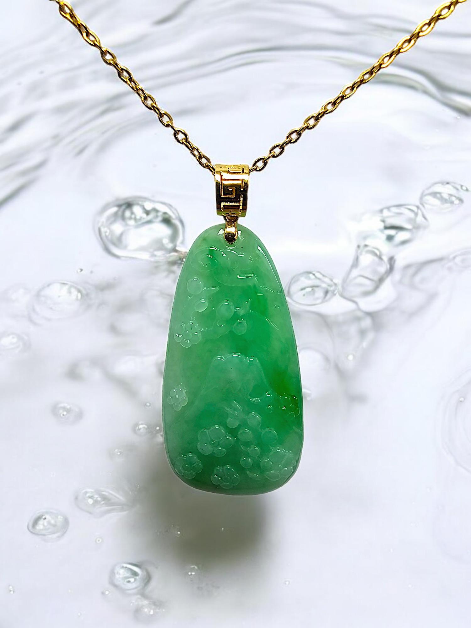 Certified Mount Fuji Carved Burmese A-Jadeite Jade Pendant with 18K Yellow Gold

Inspired by the ecosystem around Mount Fuji, we create a gorgeous carved pendant with Mount Fuji and the symbolic sun around it. We add details of Japanese floral
