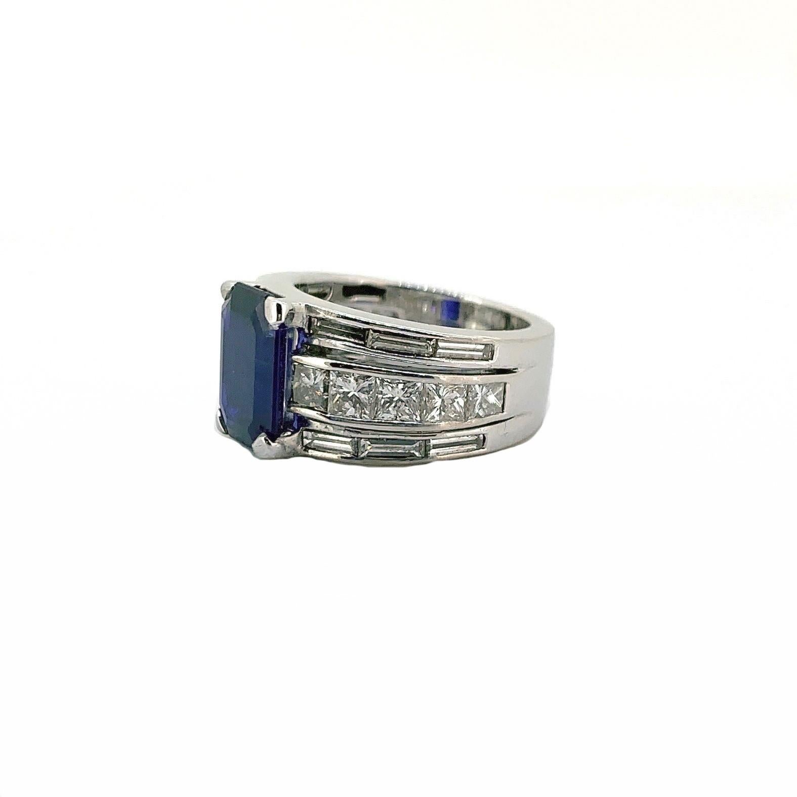 Certified GCS 2.91 Carat Color Change Ceylon Sapphire and Diamonds Band Ring For Sale 1