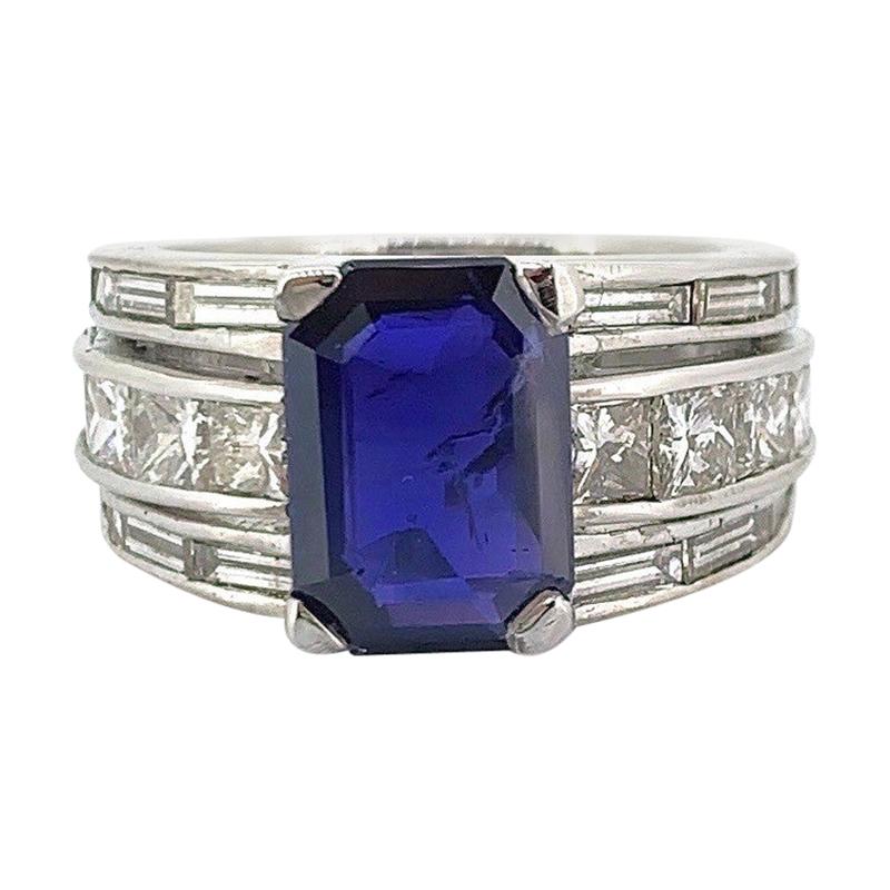 Certified GCS 2.91 Carat Color Change Ceylon Sapphire and Diamonds Band Ring For Sale