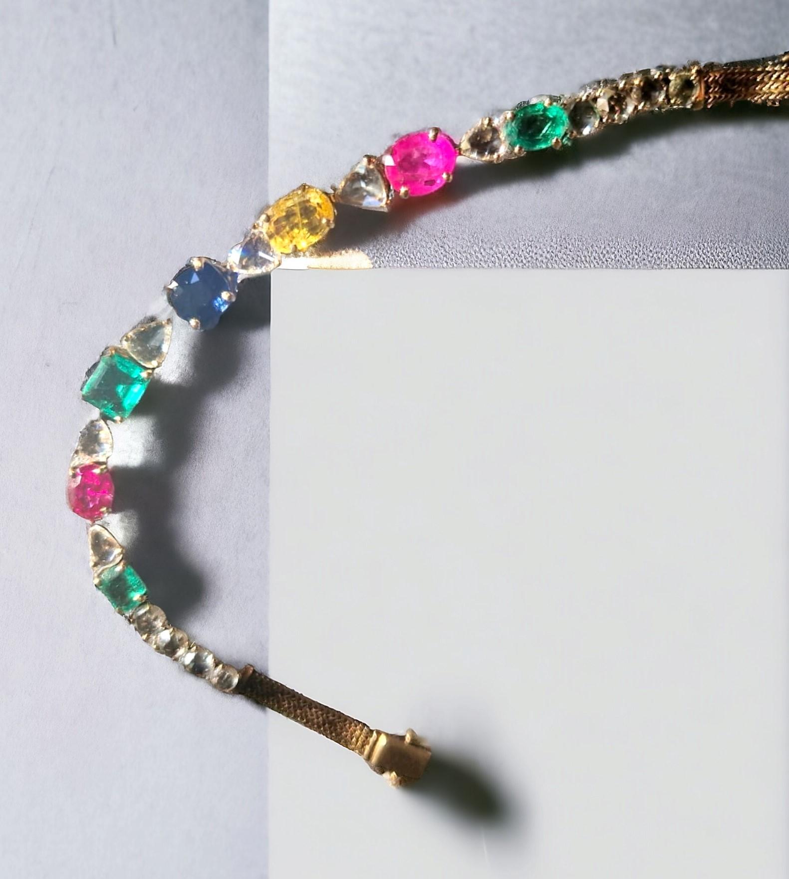 Bracelet 'Tutti Frutti' certifié serti d'émeraudes, de rubis, de saphirs et de diamants. en vente 2