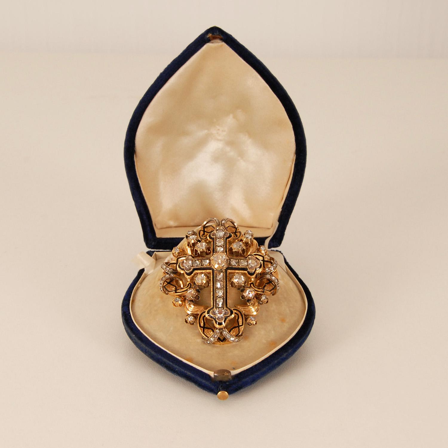 French Certified Gold Diamond Renaissance Cross Rose Cut Diamond Enamel Vitrine Object For Sale